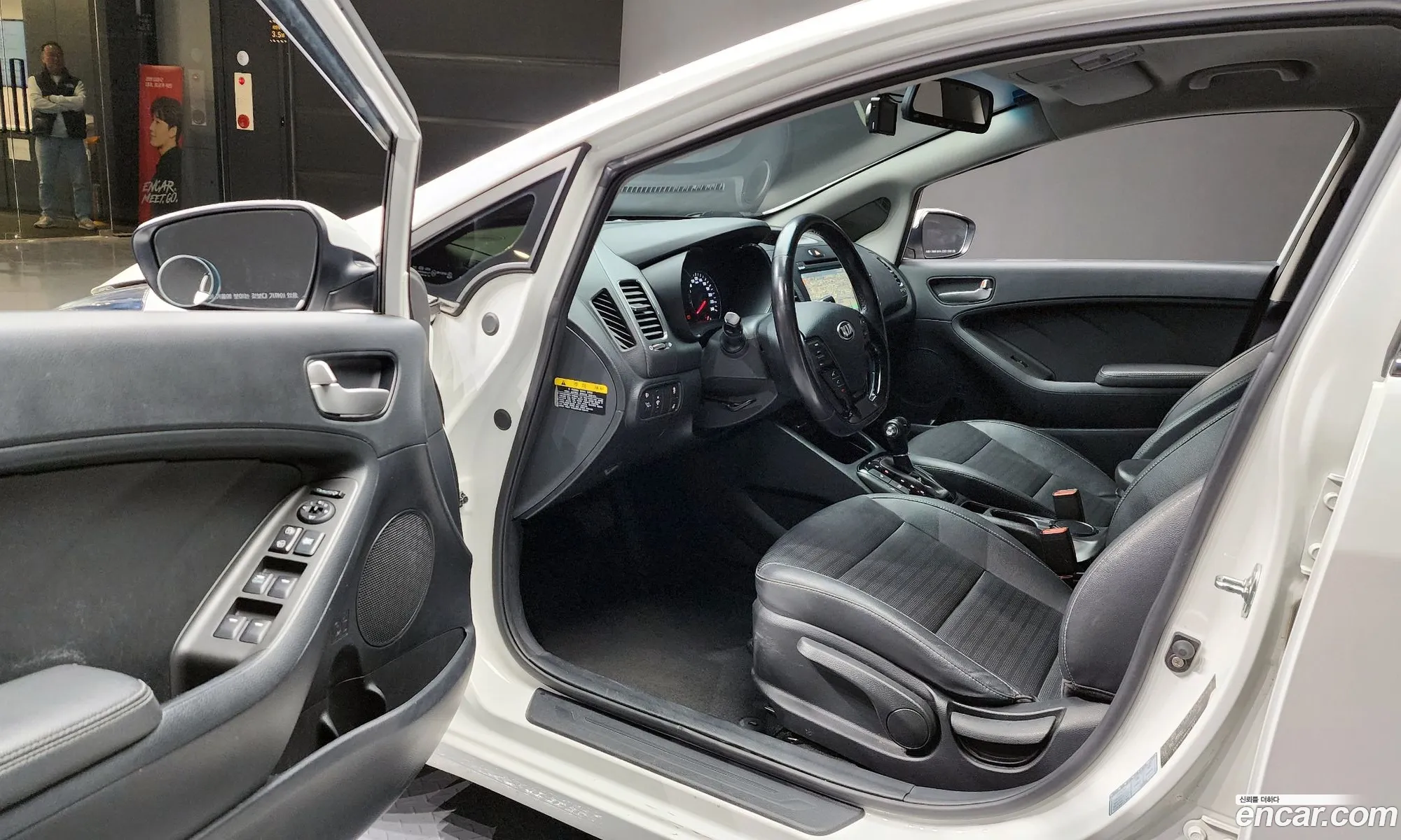 Kia K3 2017 — 6