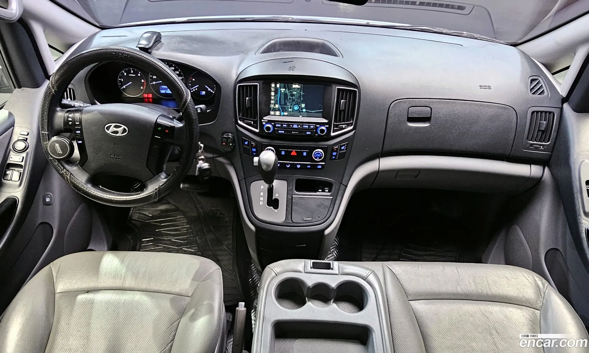 Hyundai Grand Starex 2016 — 19