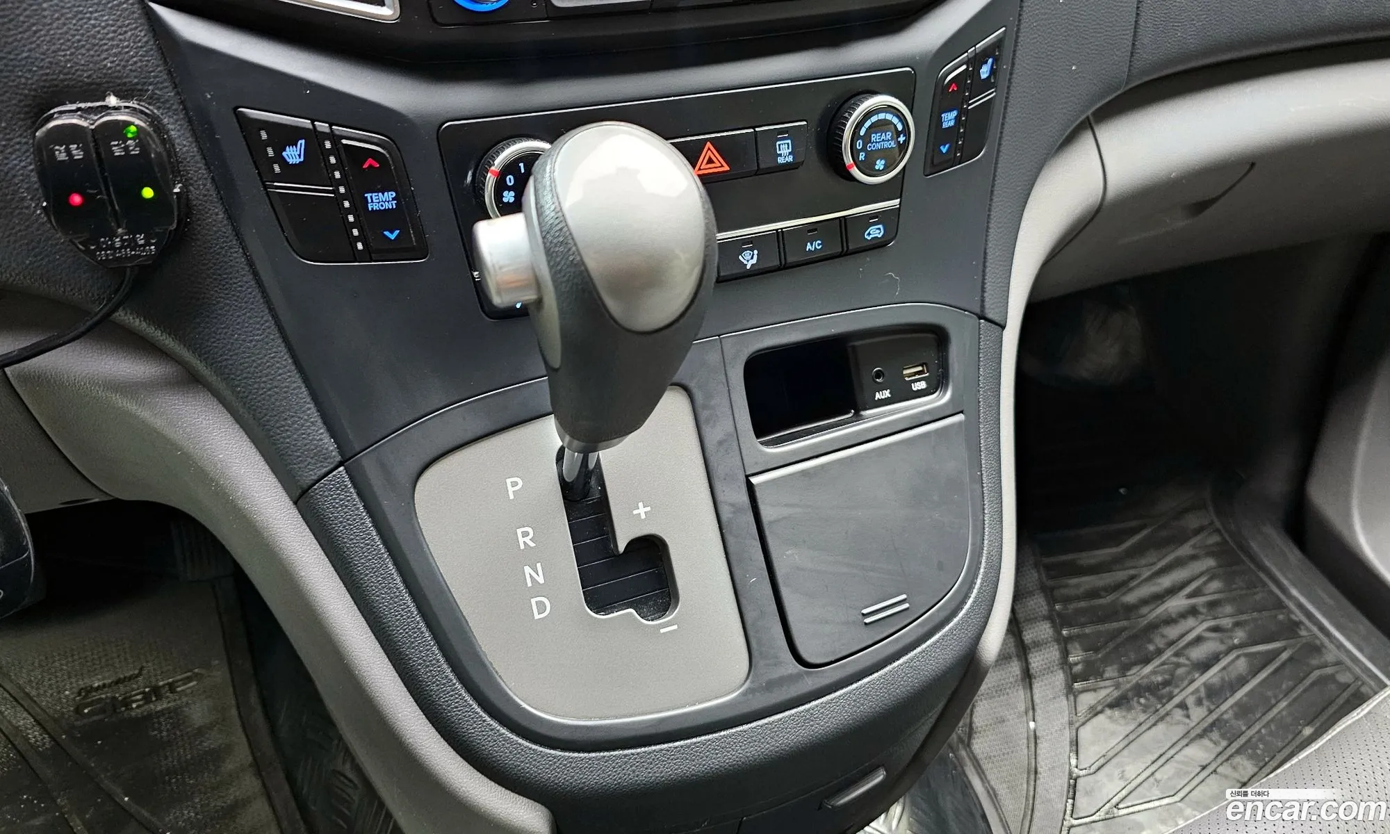 Hyundai Grand Starex 2016 — 11