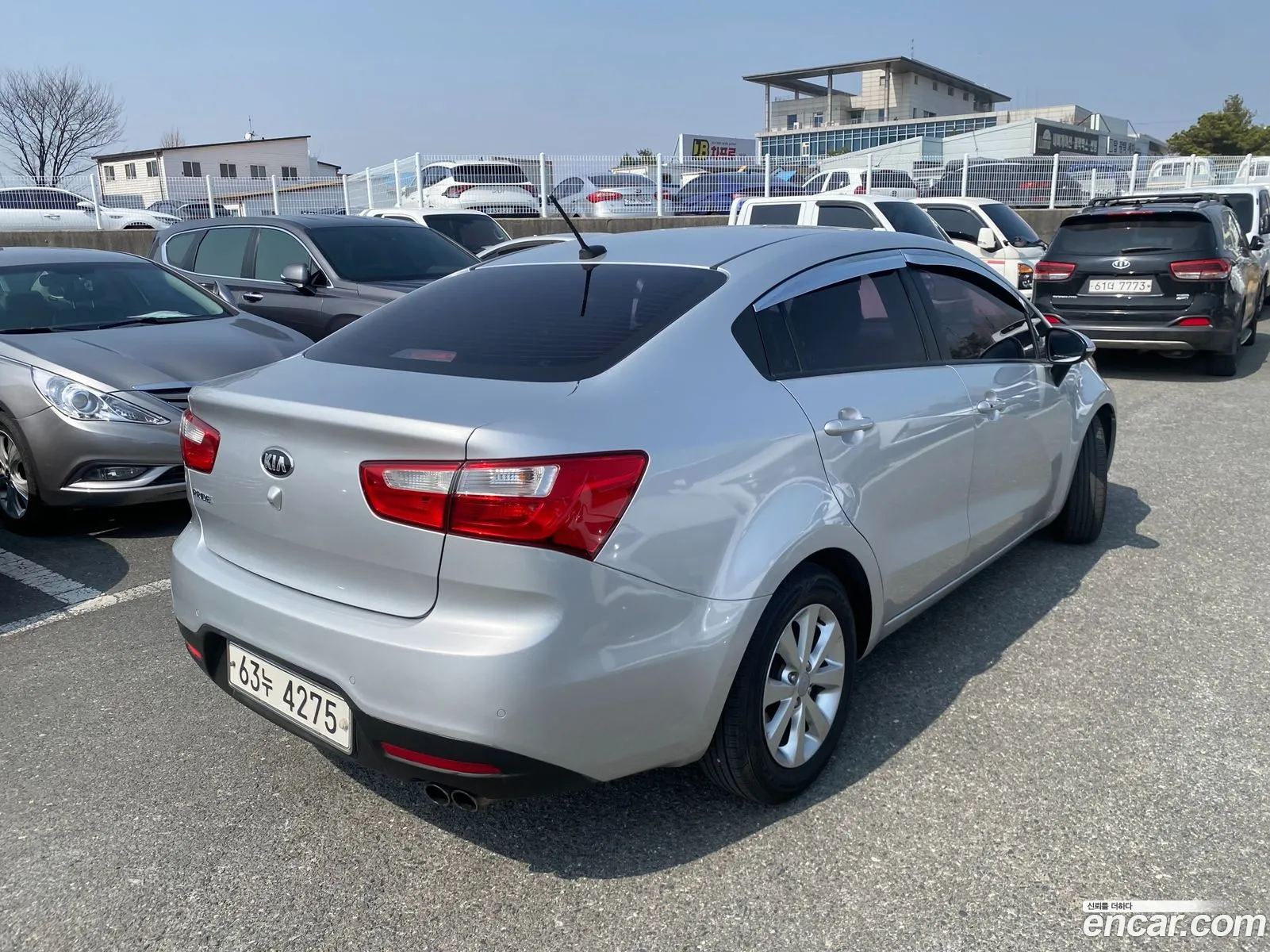 Kia Pride 2014 — 13