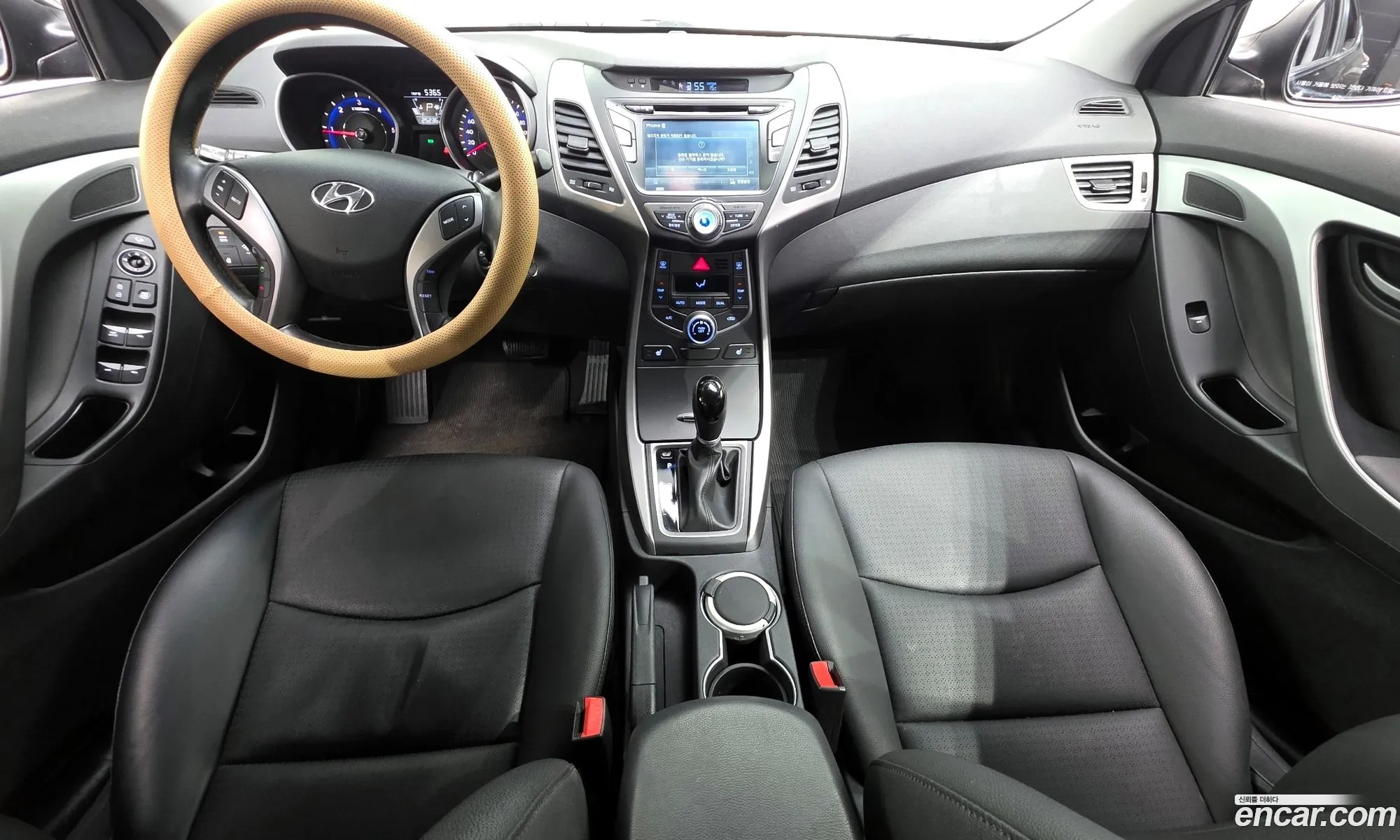 Hyundai Elantra 2014 — 15