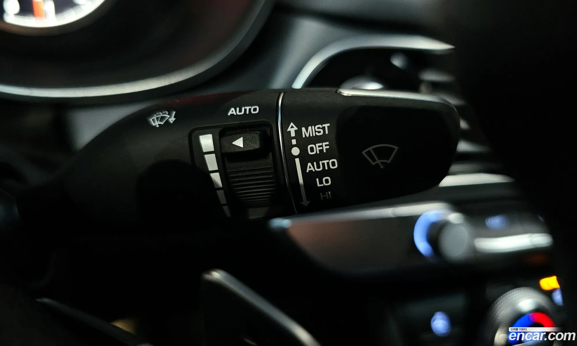 Genesis G70 2020 — 12