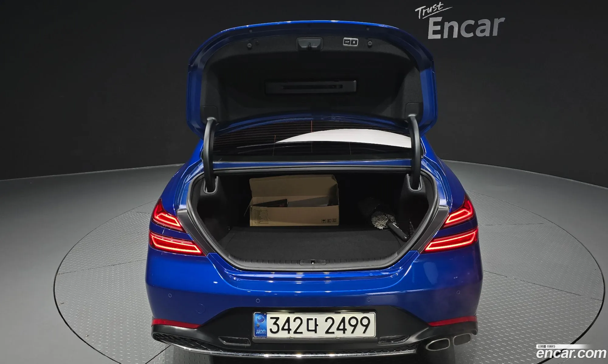 Genesis G70 2020 — 8
