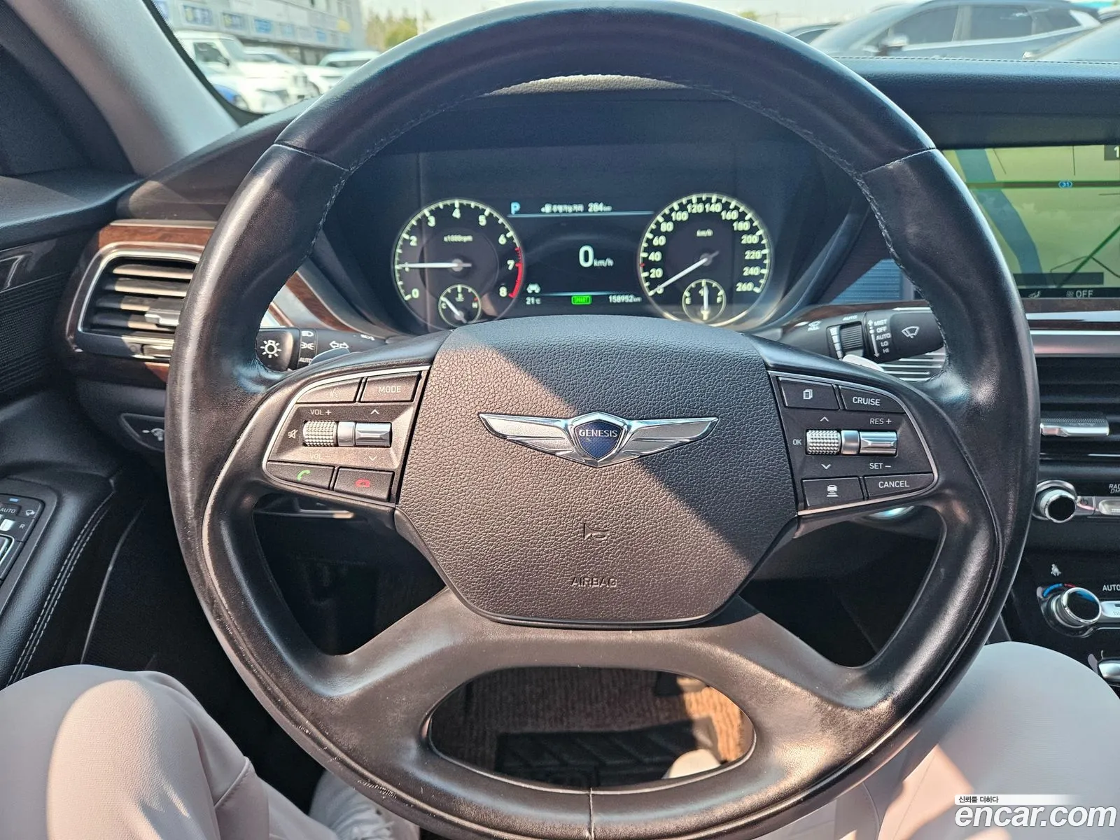 Genesis EQ900 2017 — 7