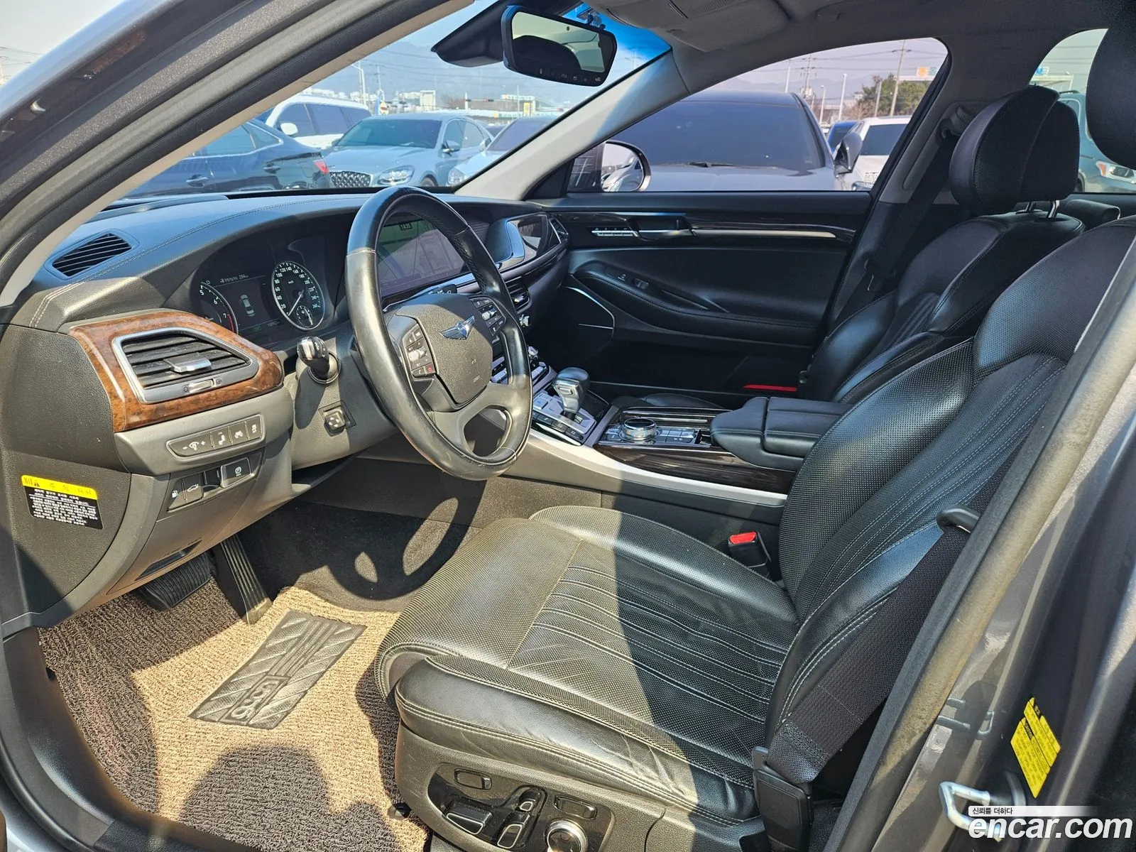 Genesis EQ900 2017 — 4