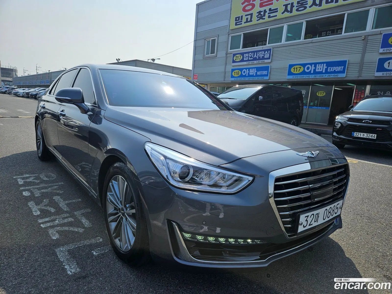 Genesis EQ900 2017 — 20
