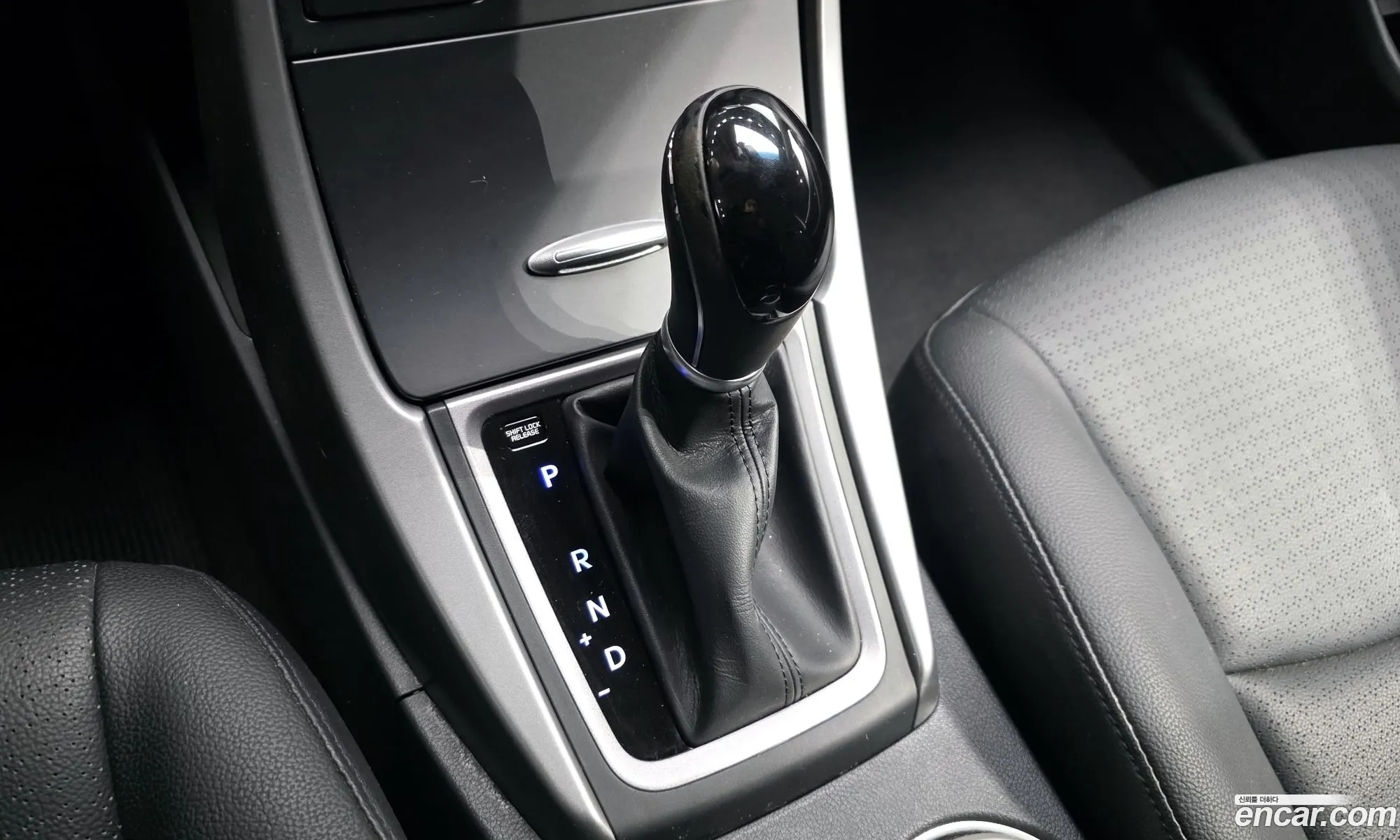 Hyundai Elantra 2014 — 17