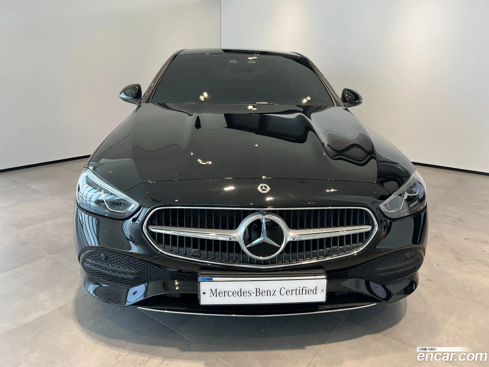 Mercedes-Benz C-Class W206 2024 — 10