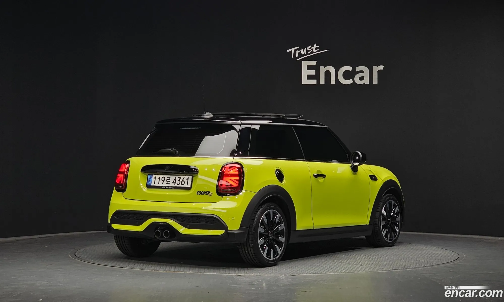 Mini Cooper S 2023 WMW61DH01P2T71635 — 14