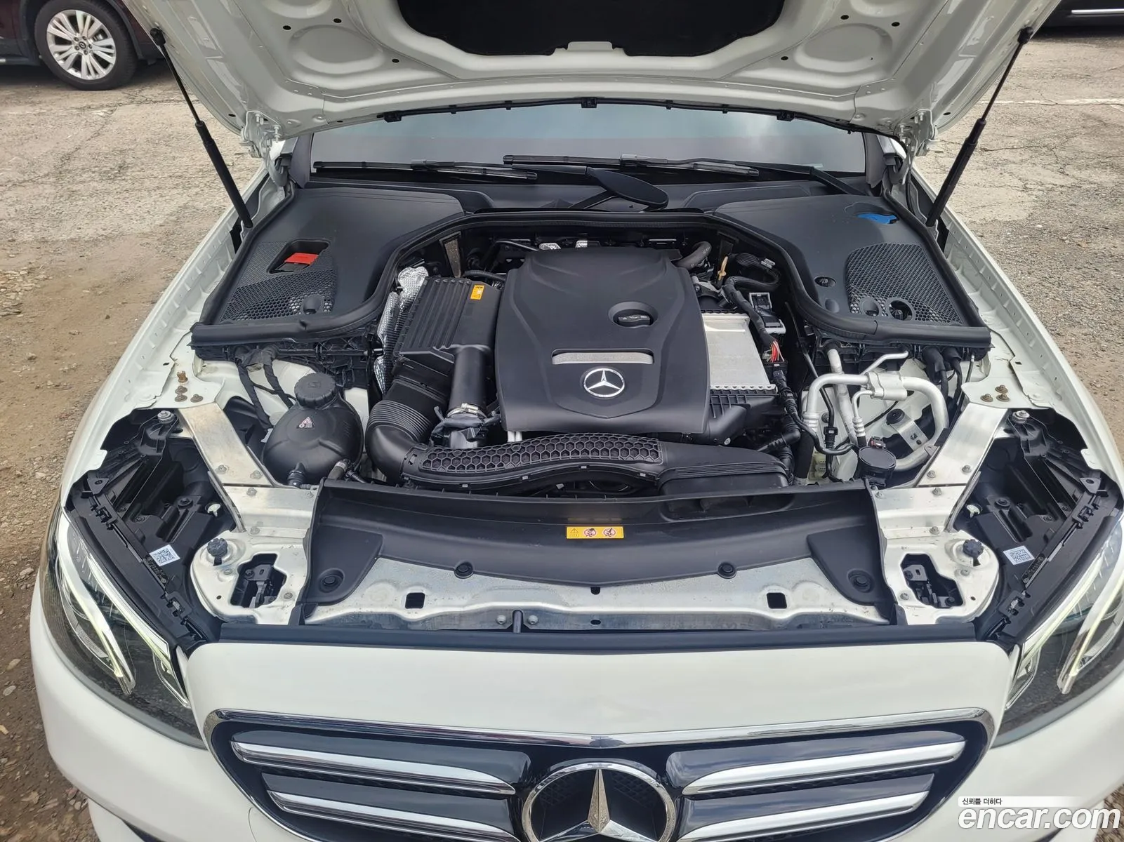 Mercedes-Benz E-Class W213 2020 — 14