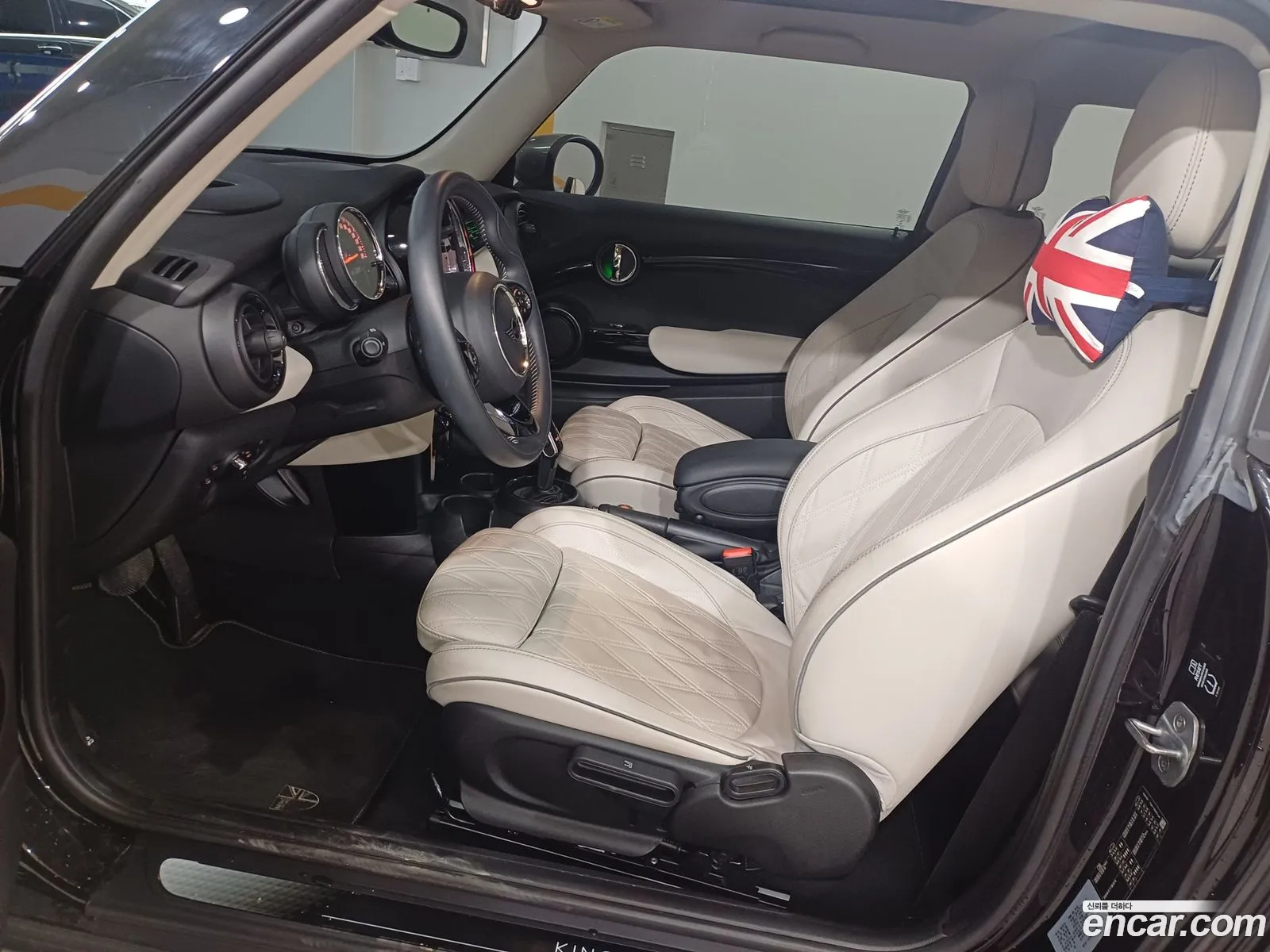 Mini Cooper S 2020 — 19