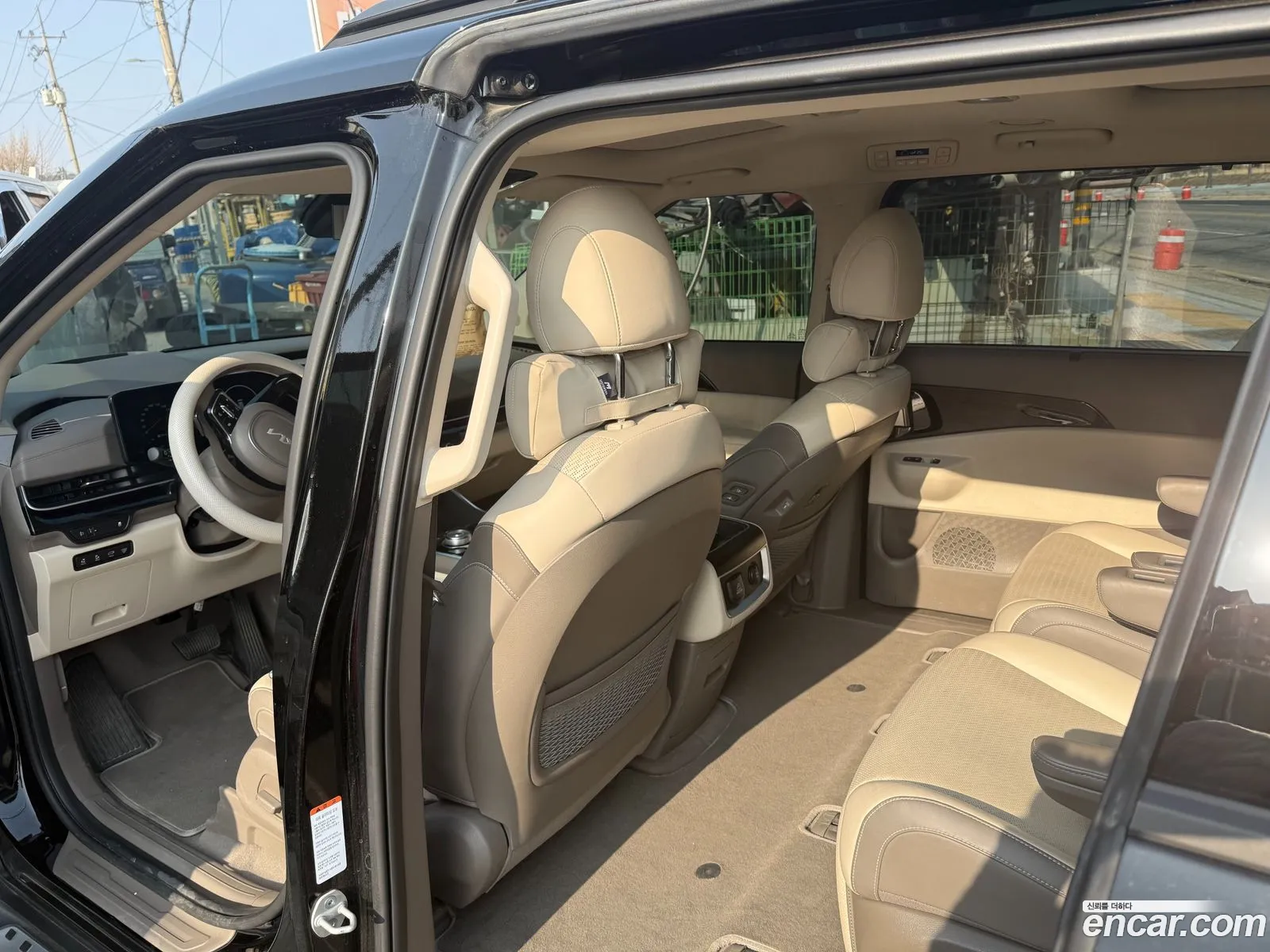 Kia Carnival 2024 — 8
