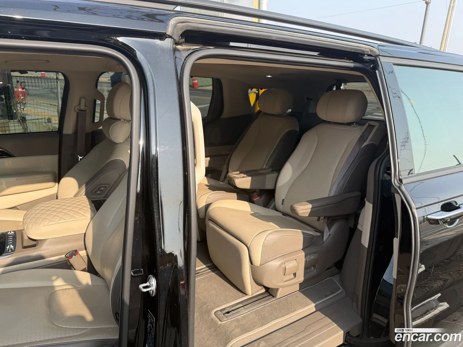 Kia Carnival 2024 — 6