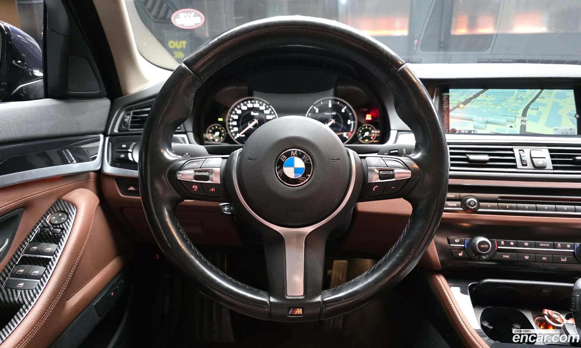 BMW 5 Series 2016 WBA5E5109GG203700 — 13
