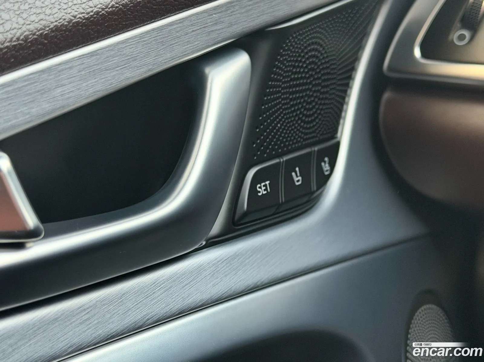 Genesis G70 2020 — 5