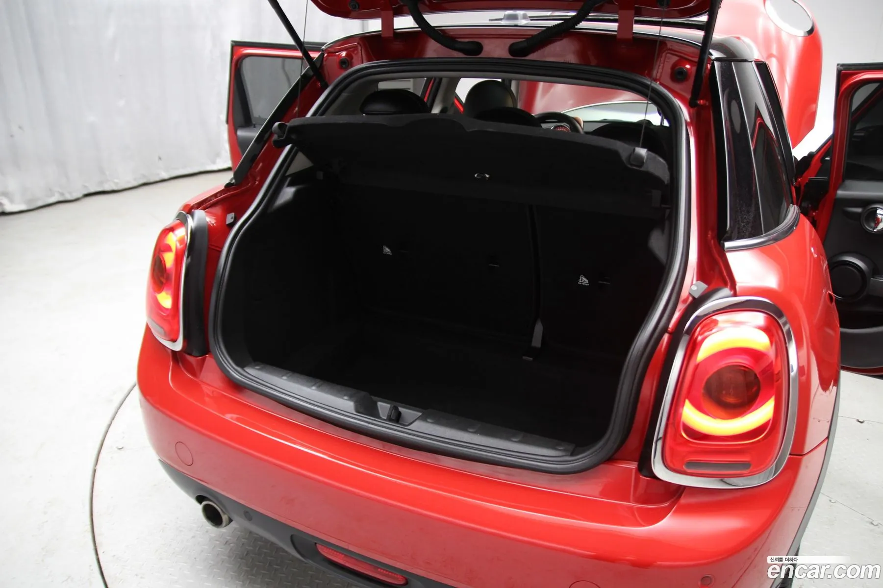 Mini Cooper D 2018 — 7