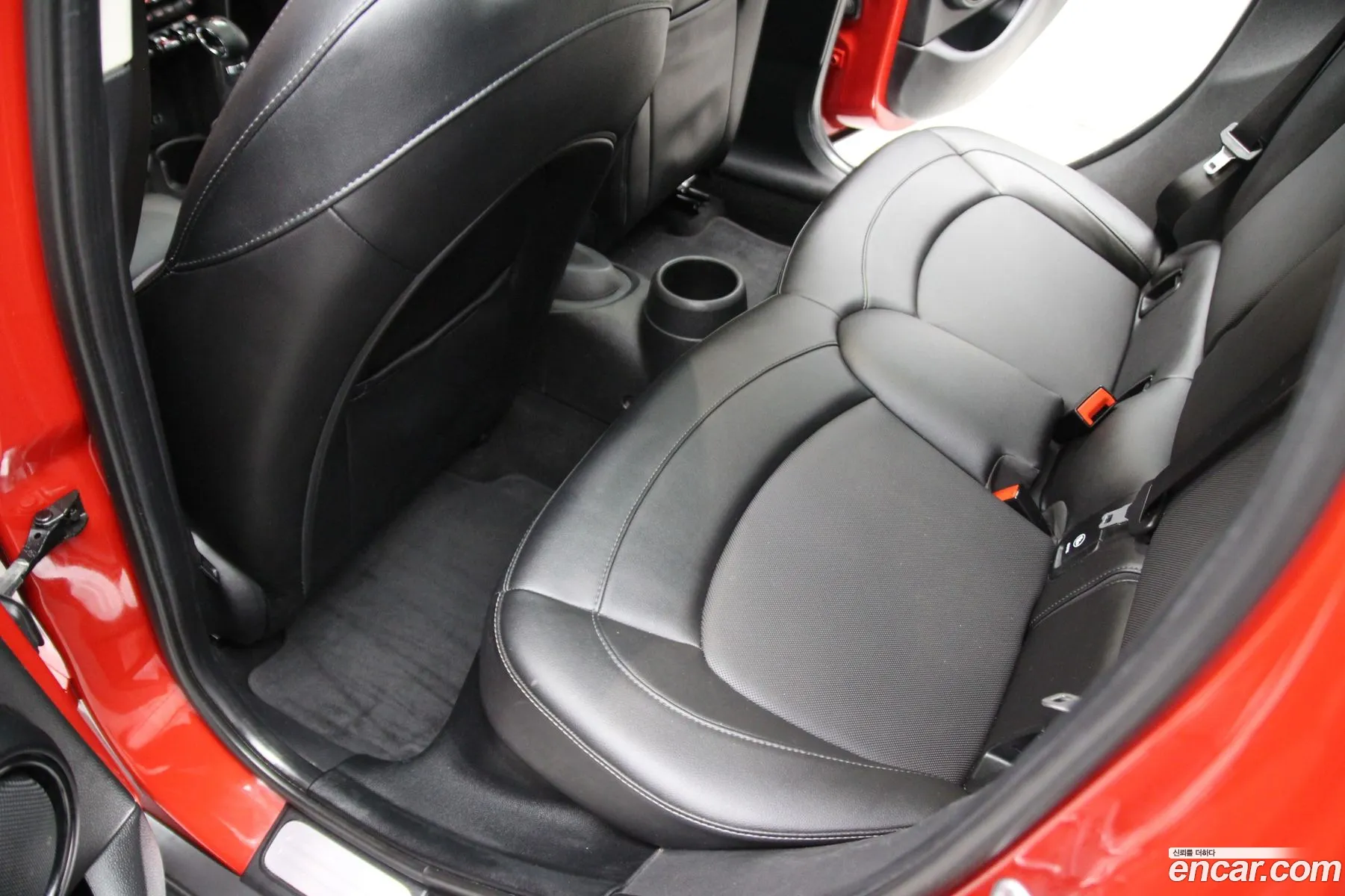 Mini Cooper D 2018 — 18