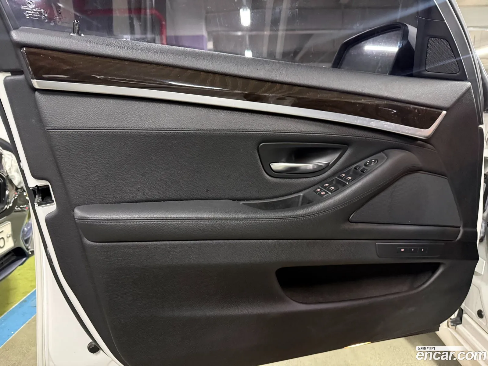 BMW 5 Series 2015 — 5