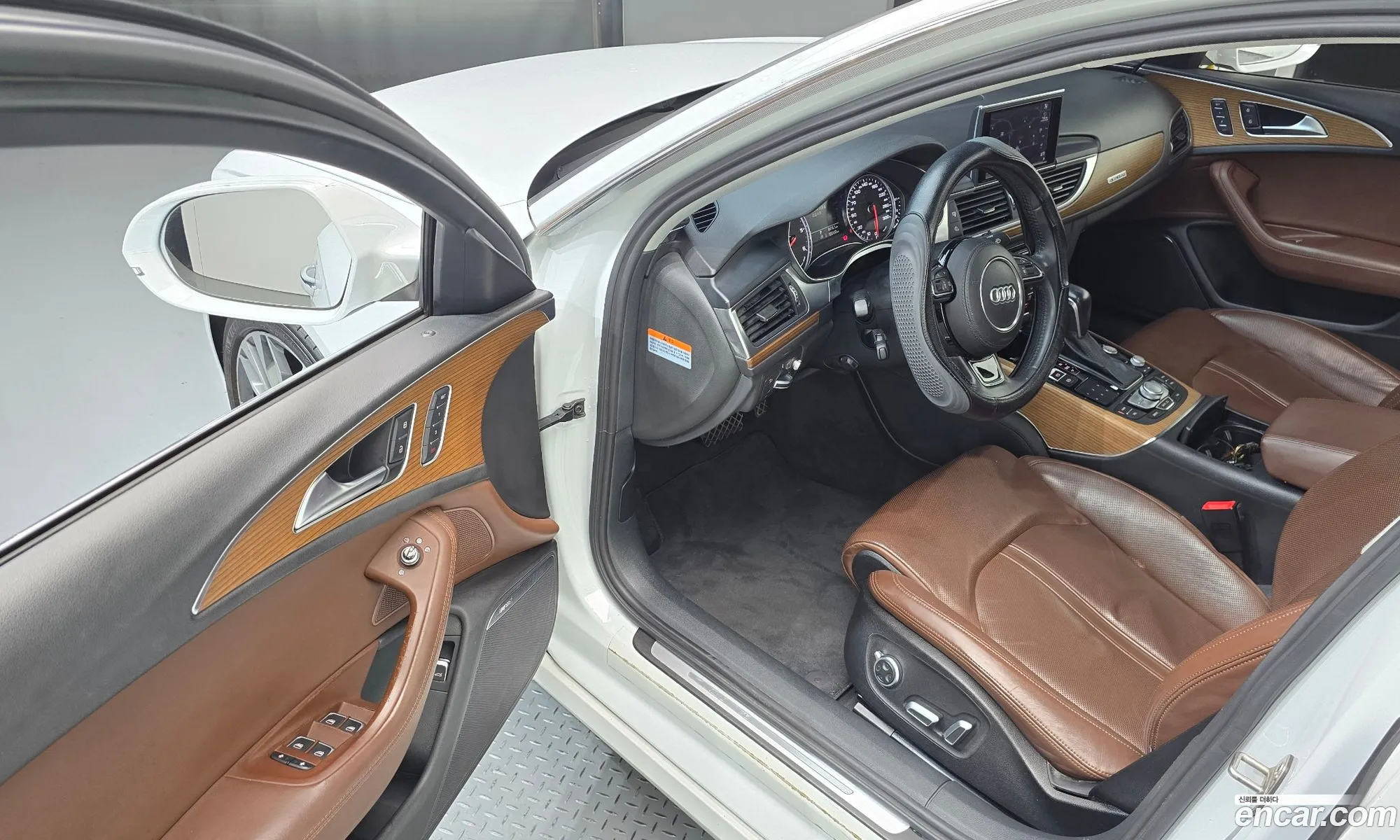 Audi A6 2016 WAUZZZ4G4GN022585 — 11