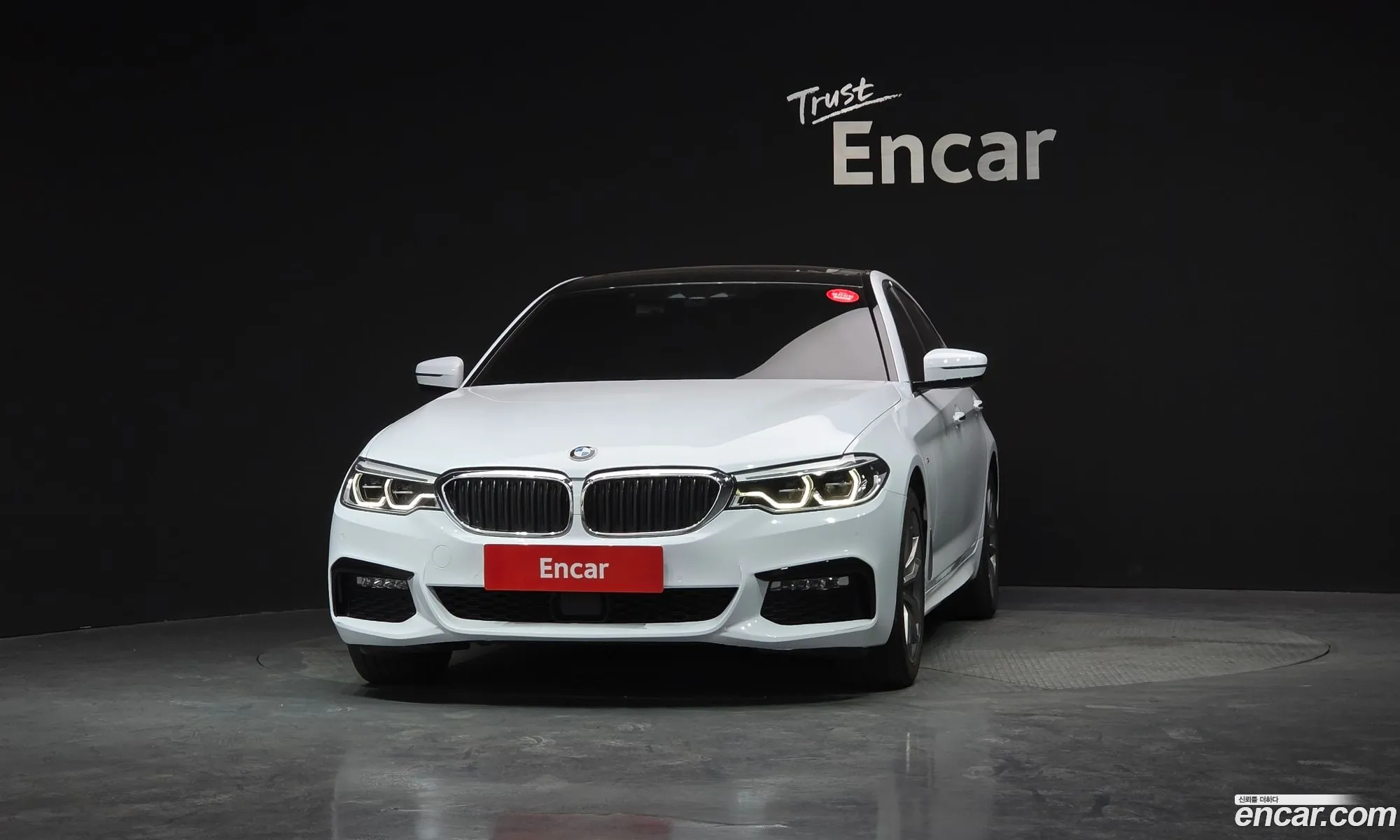 BMW 5 Series 2018 WBAJD3109JG970315 — 3