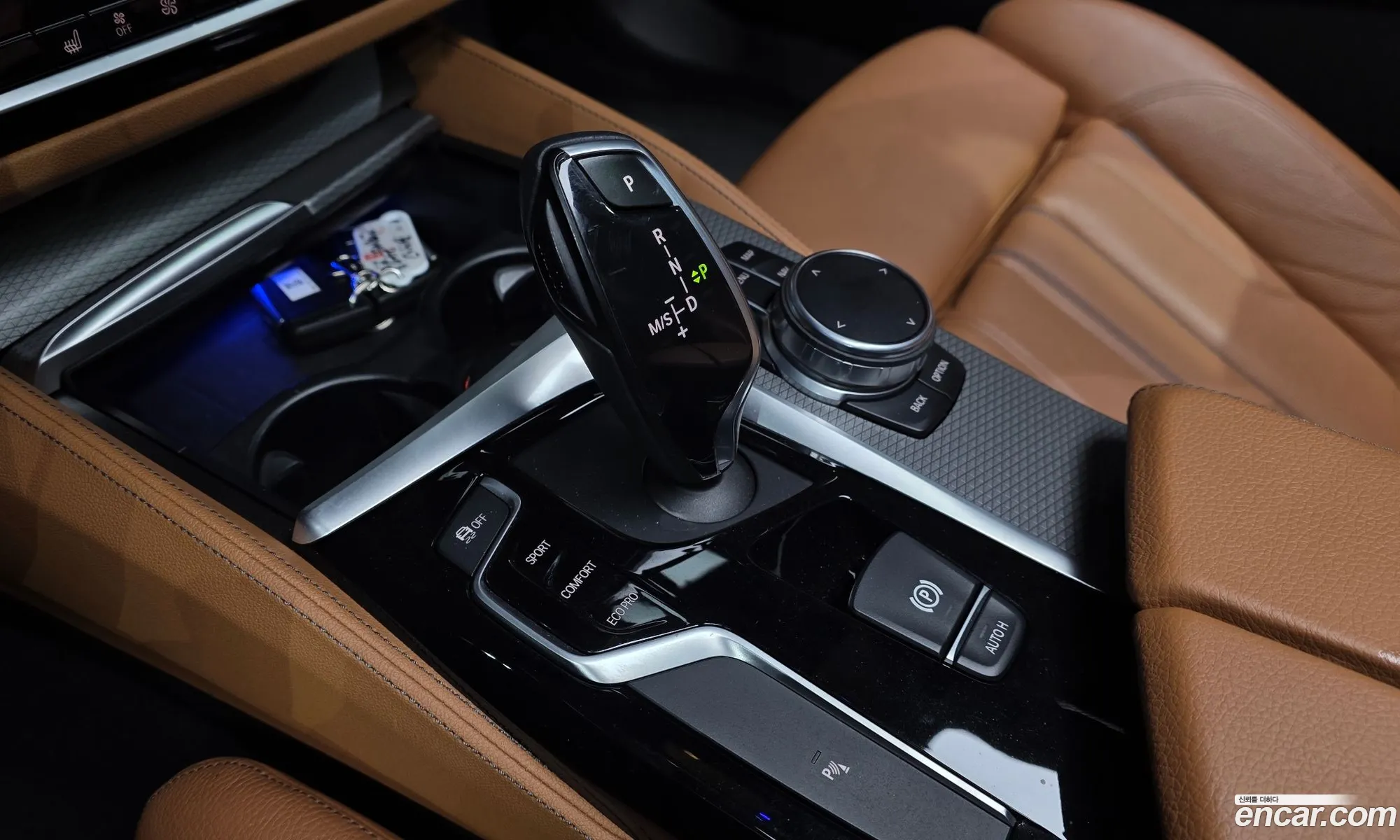 BMW 5 Series 2018 WBAJD3109JG970315 — 19