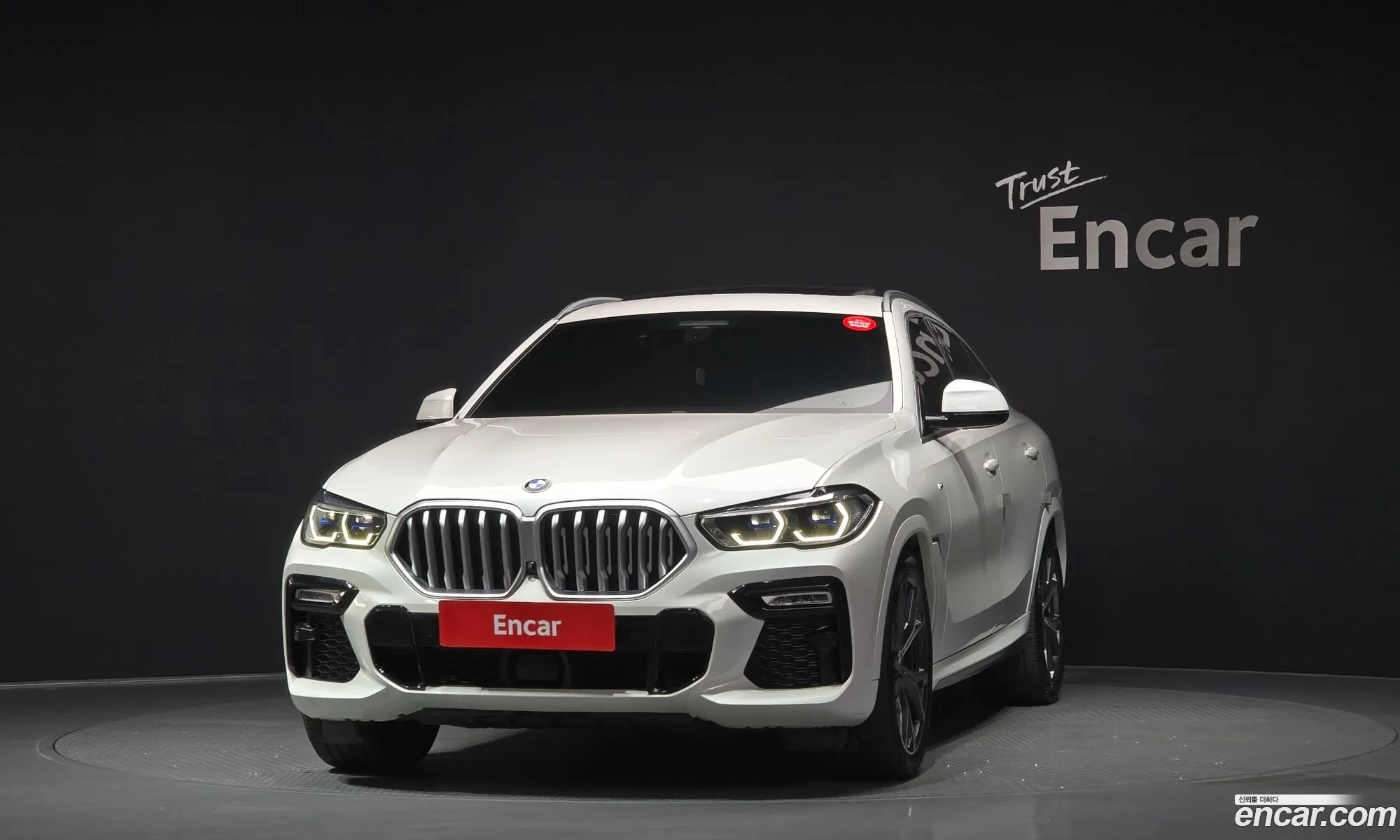 BMW X6 2021 — 16