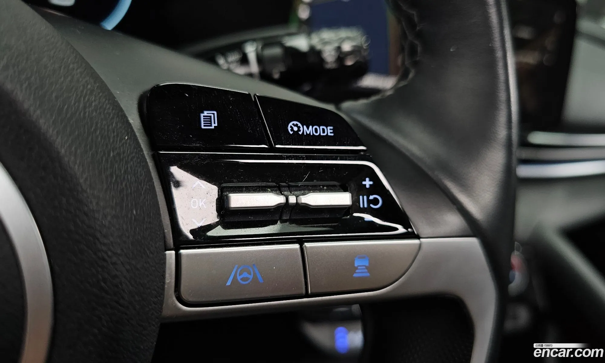 Hyundai Elantra Hybrid 2020 — 15