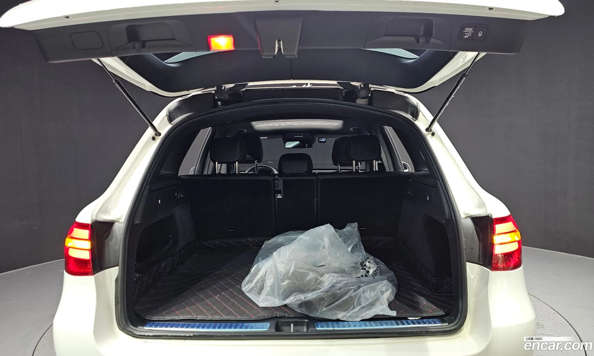 Mercedes-Benz GLC-Class X253 2018 — 10