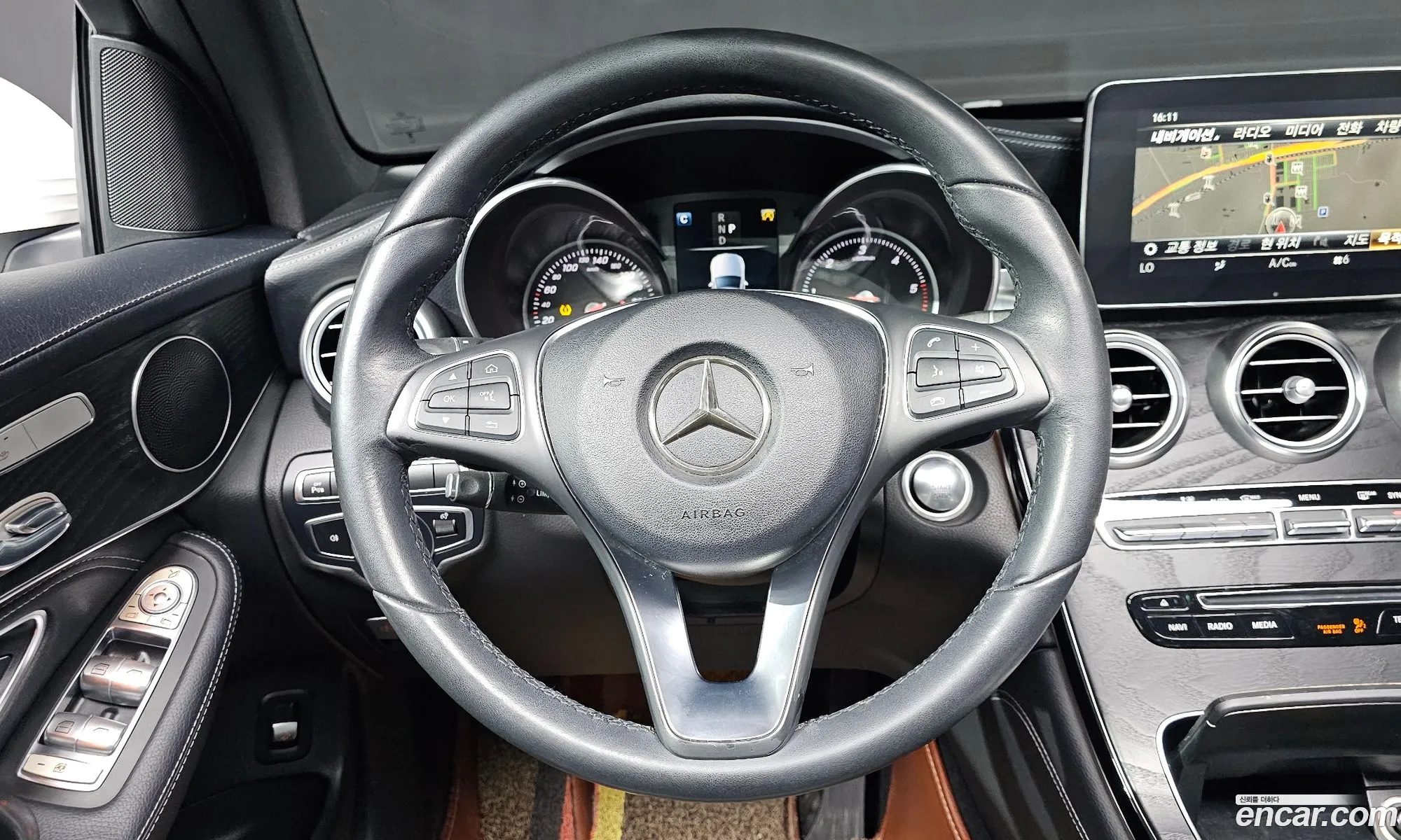 Mercedes-Benz GLC-Class X253 2018 — 13