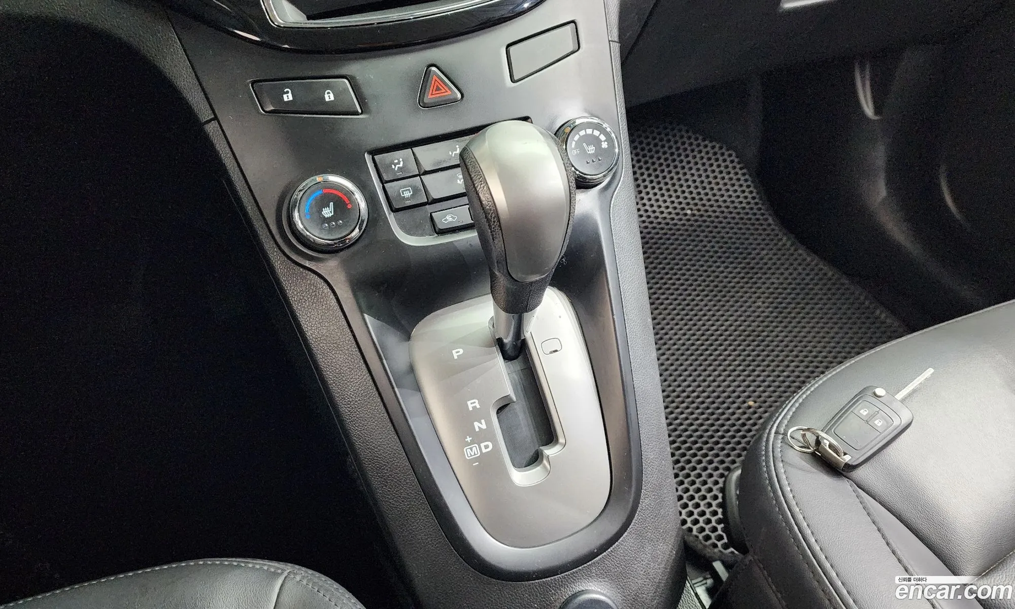 Chevrolet (GM Daewoo) Orlando 2015 — 17