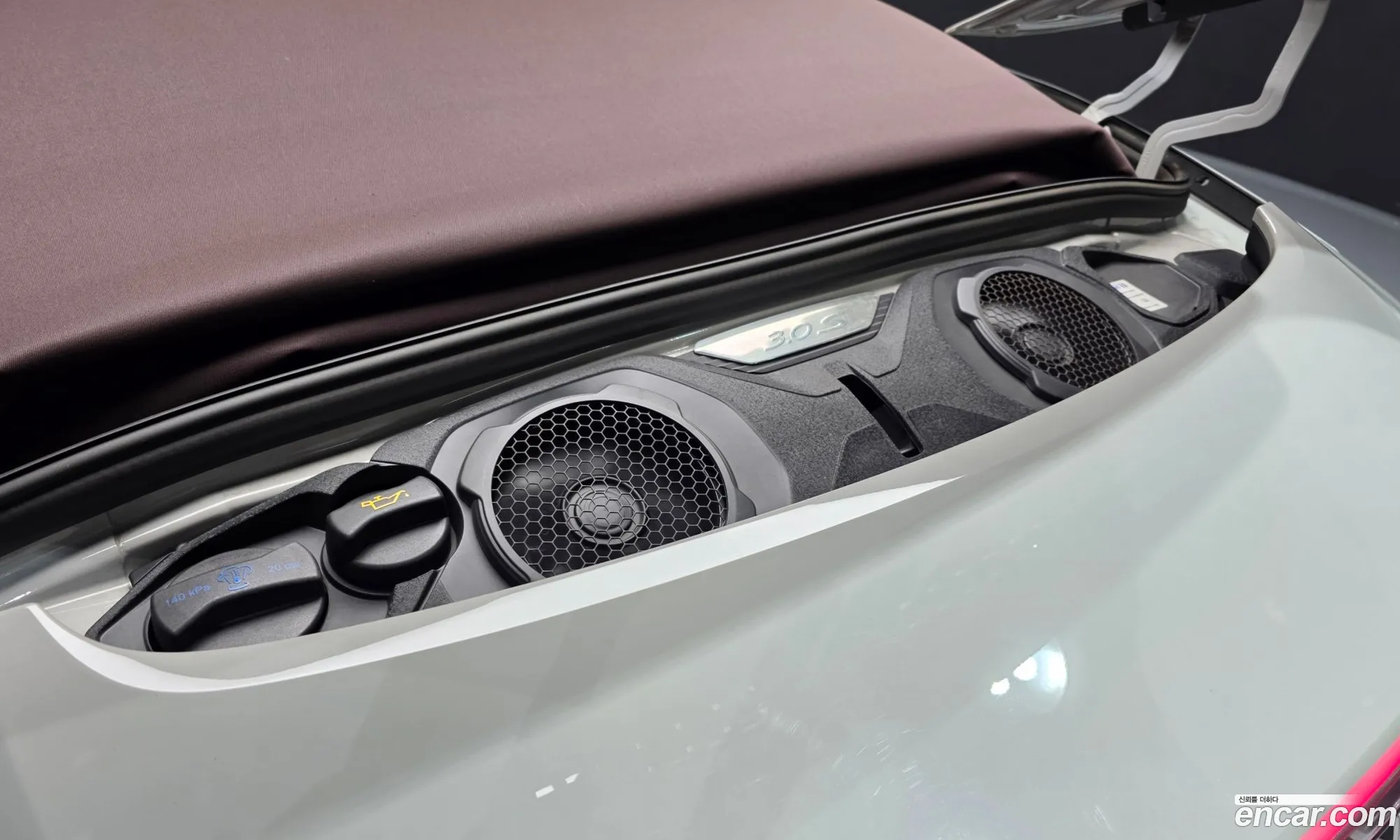 Porsche 911 2023 WP0CB2992PS247586 — 17