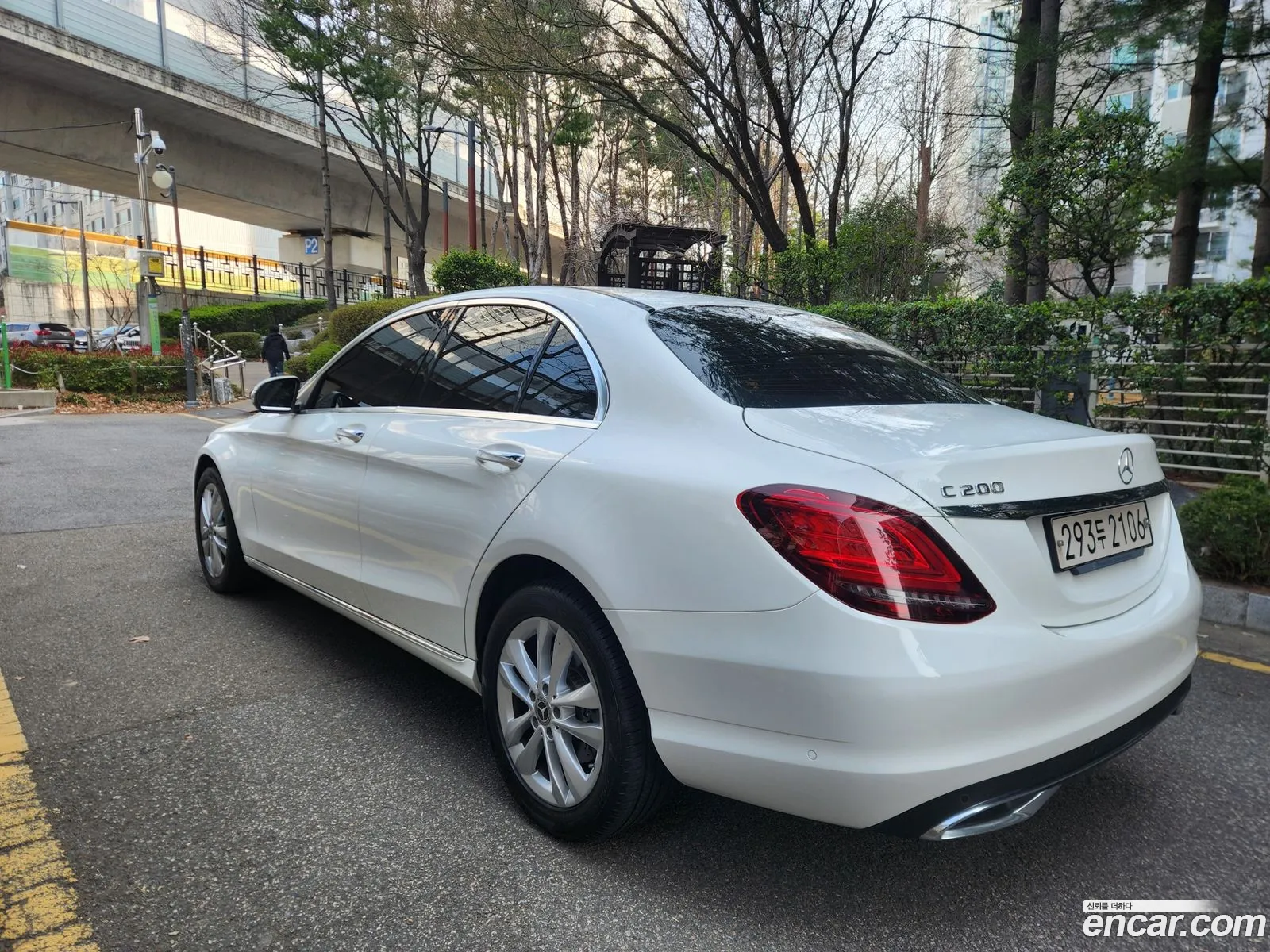Mercedes-Benz C-Class W205 2020 — 16