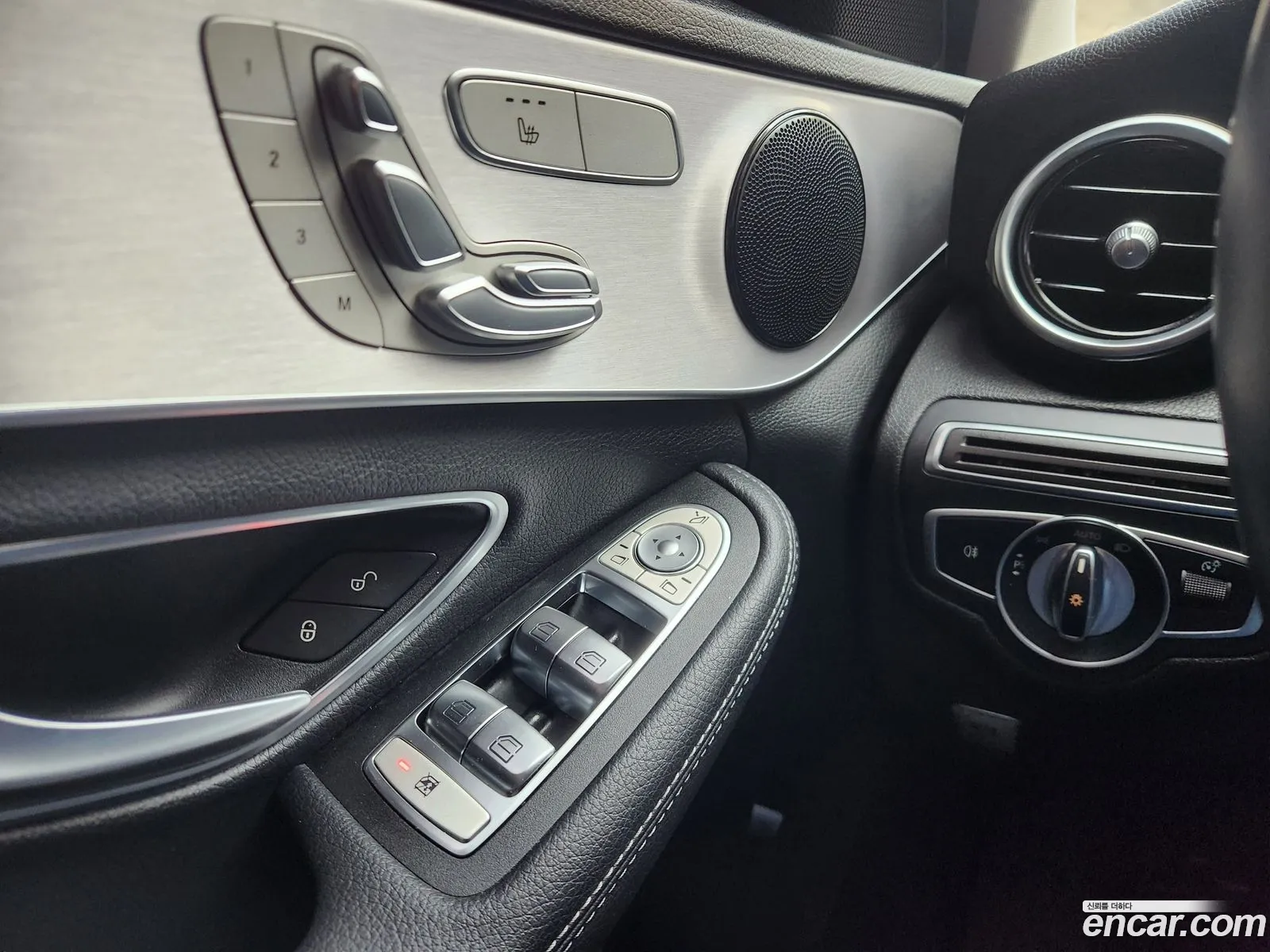 Mercedes-Benz C-Class W205 2020 — 15