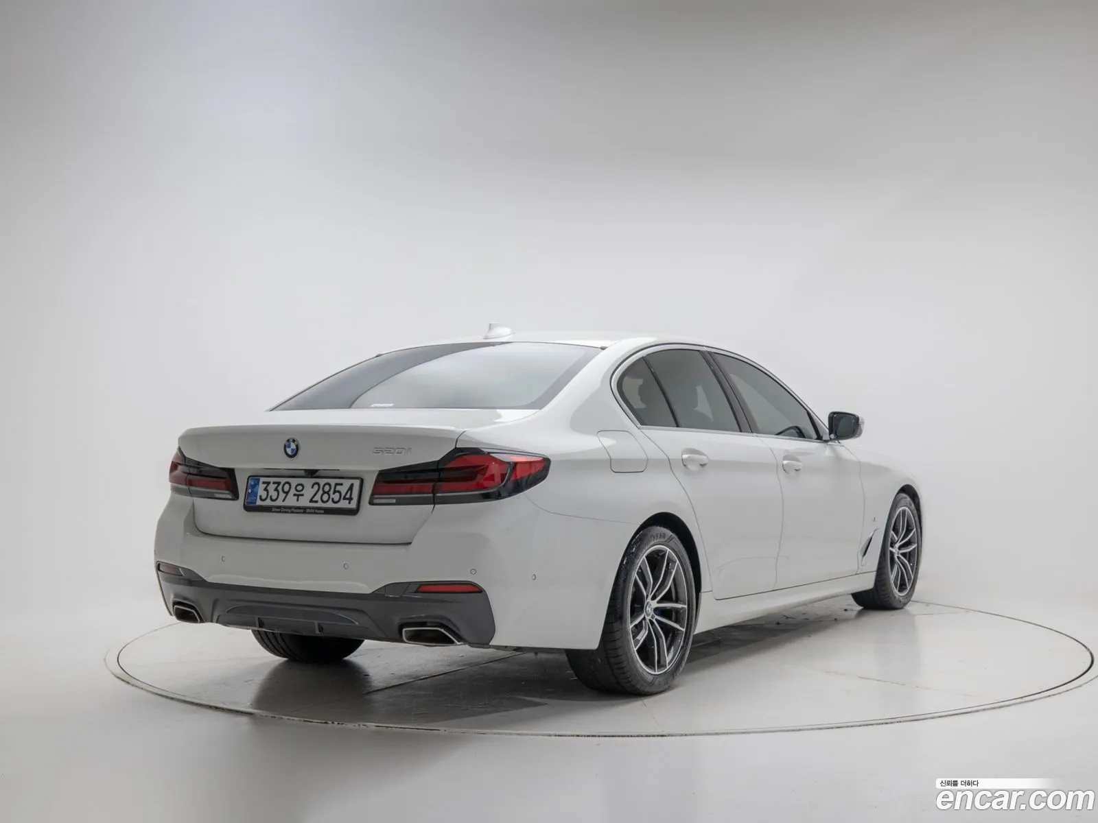 BMW 5 Series 2021 — 19