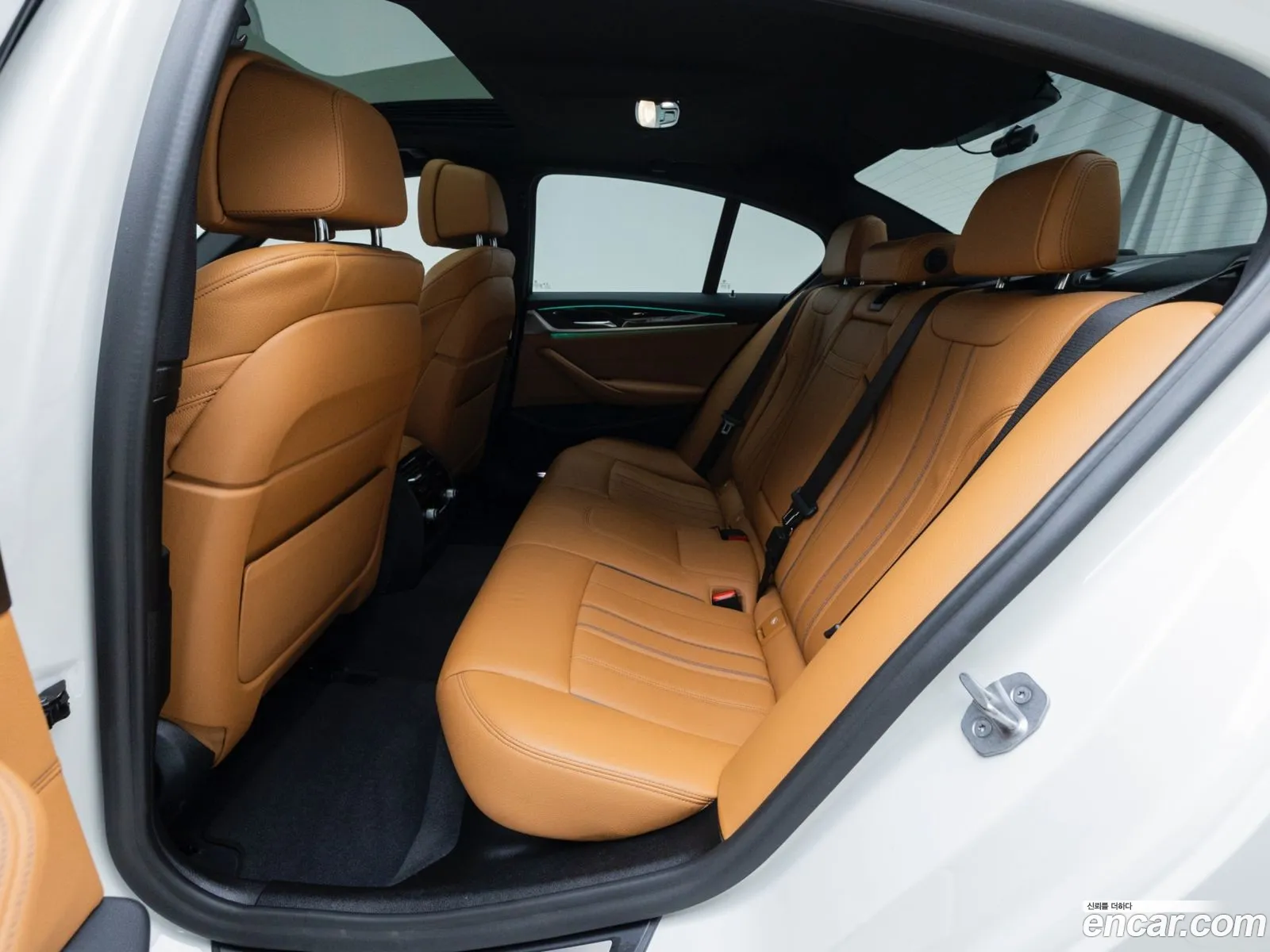 BMW 5 Series 2021 — 14