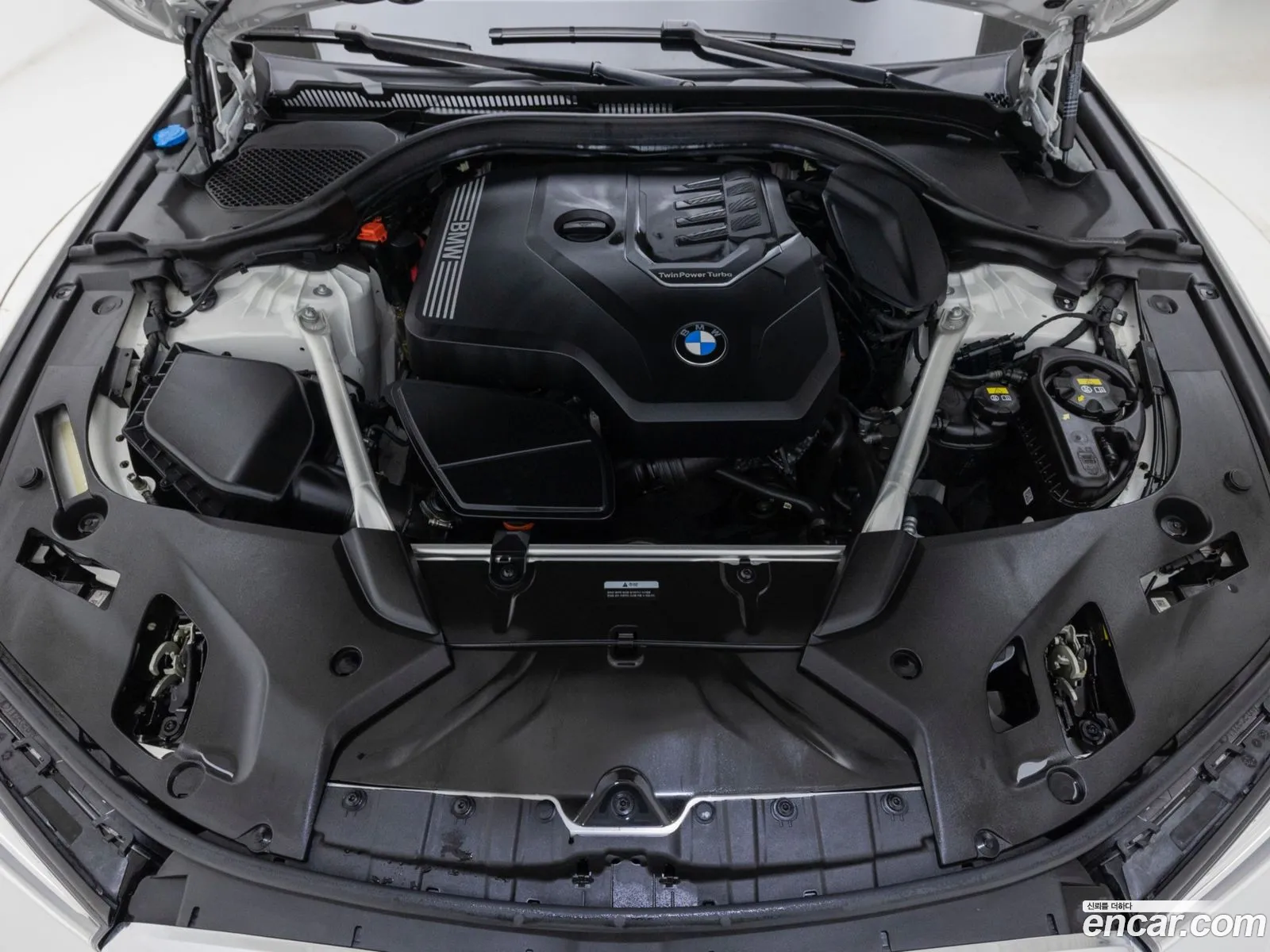 BMW 5 Series 2021 — 3