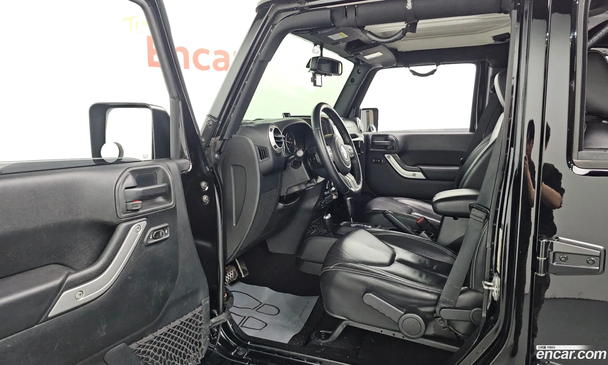 Jeep Wrangler 2017 1C4HJWEG9HL672609 — 16
