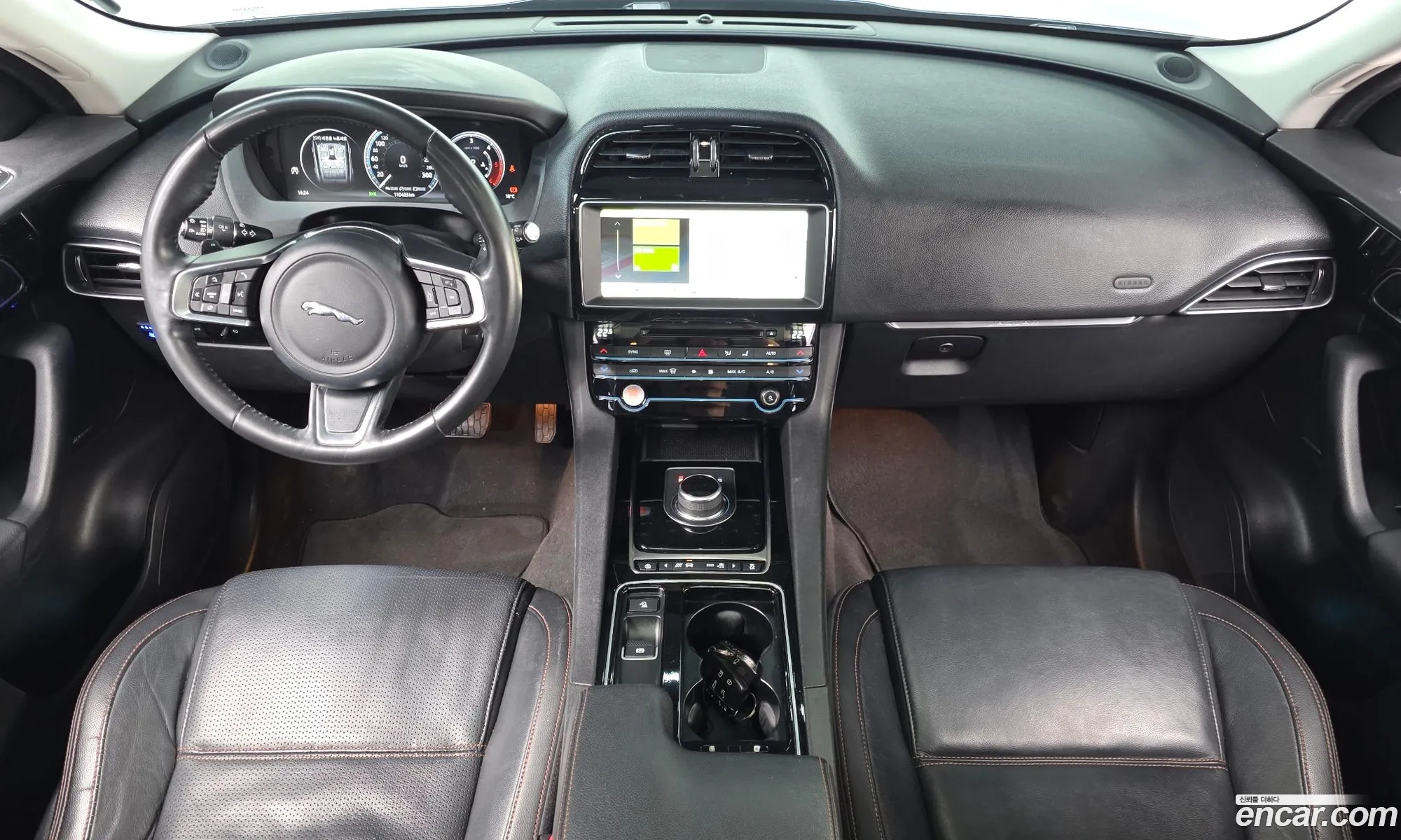 Jaguar F-Pace 2018 SADCA2BN3JA291690 — 17