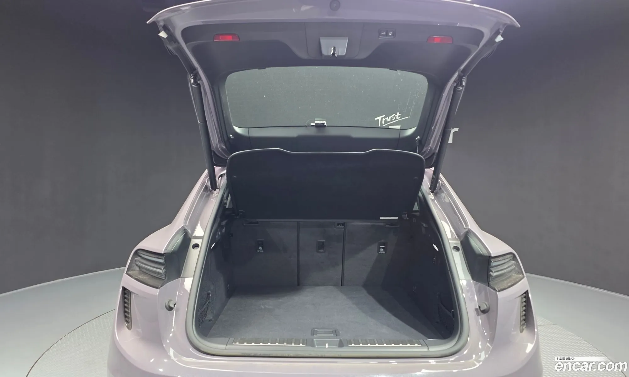 Porsche Macan EV 2025 WP1AC2XA1SL175067 — 12