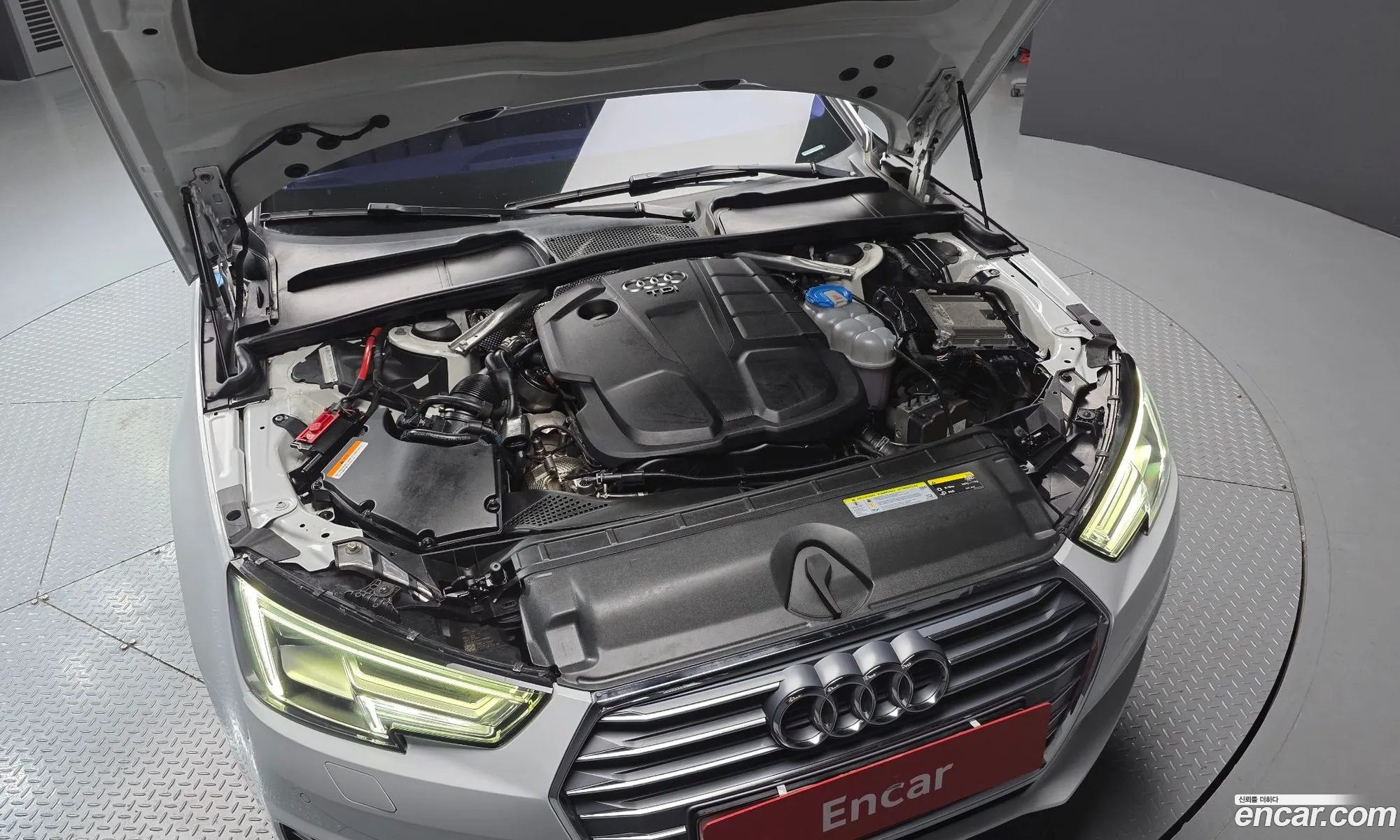 Audi A4 2018 WAUZZZF44JA188414 — 18