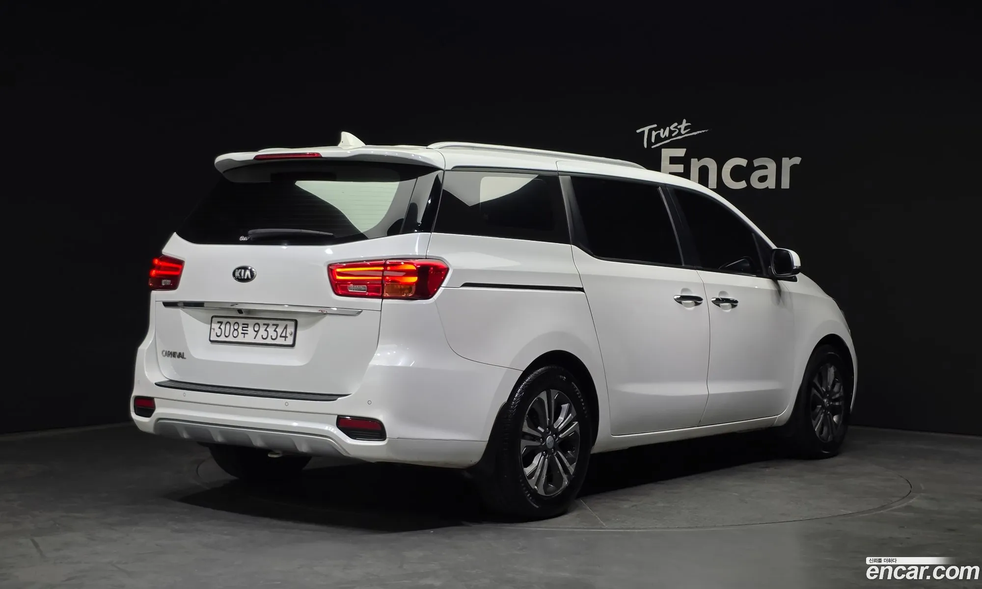 Kia Carnival 2018 — 3