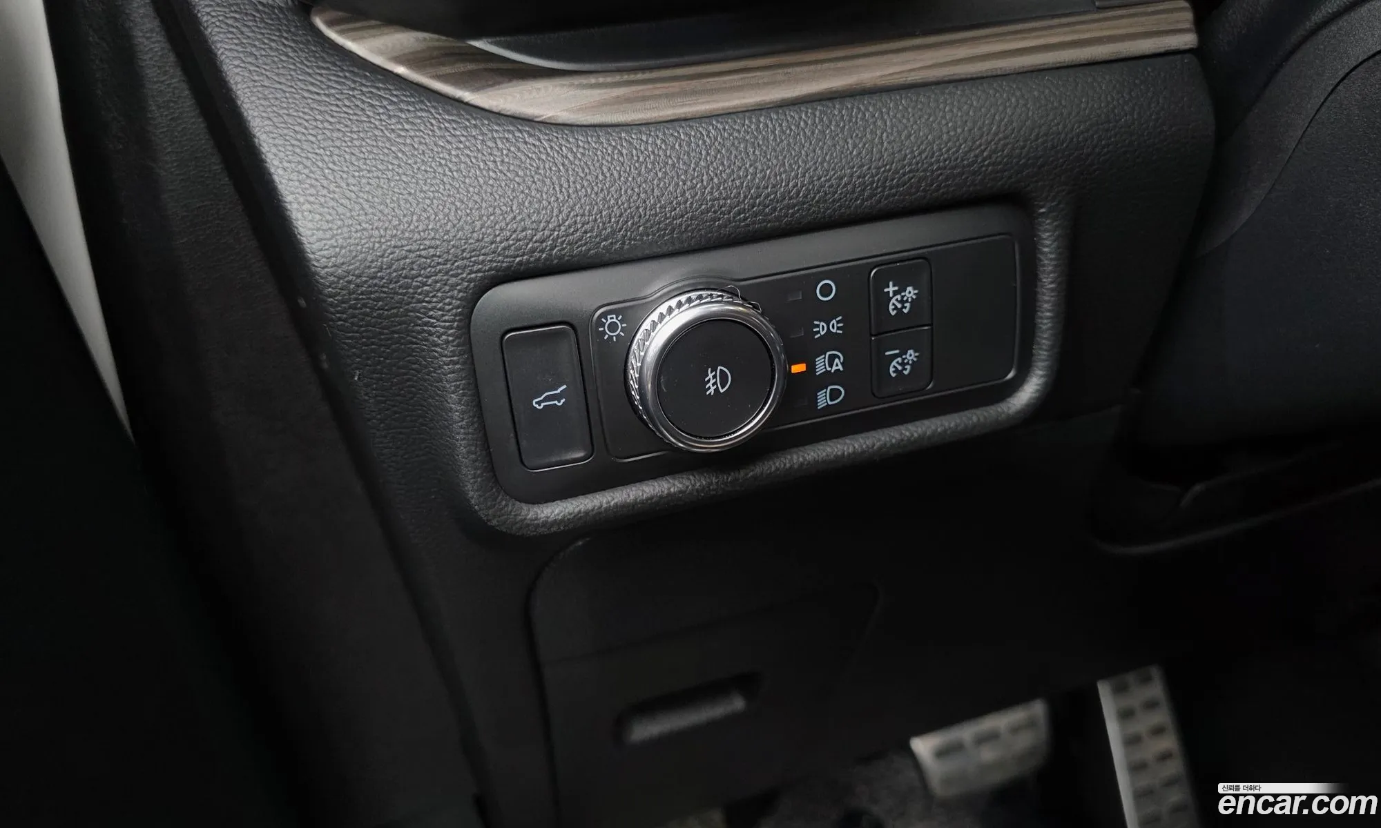 Ford Explorer 6th Gen 2020 1FMSK8FH2LGC17507 — 7