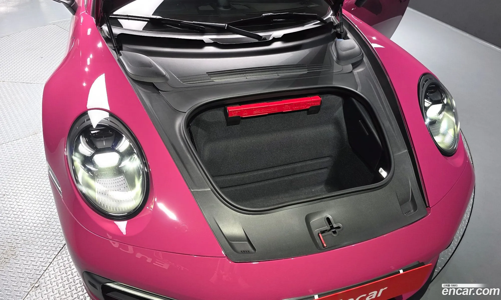 Porsche 911 2024 WP0CB2998RS245134 — 2