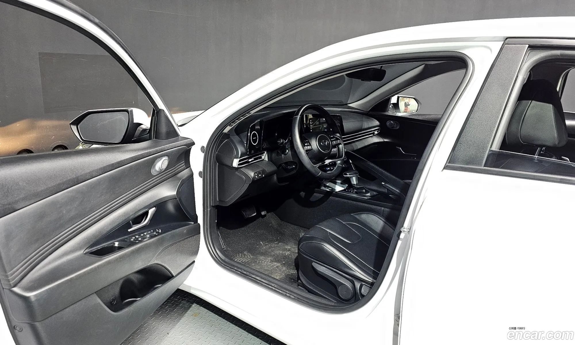 Hyundai Elantra 2021 — 8