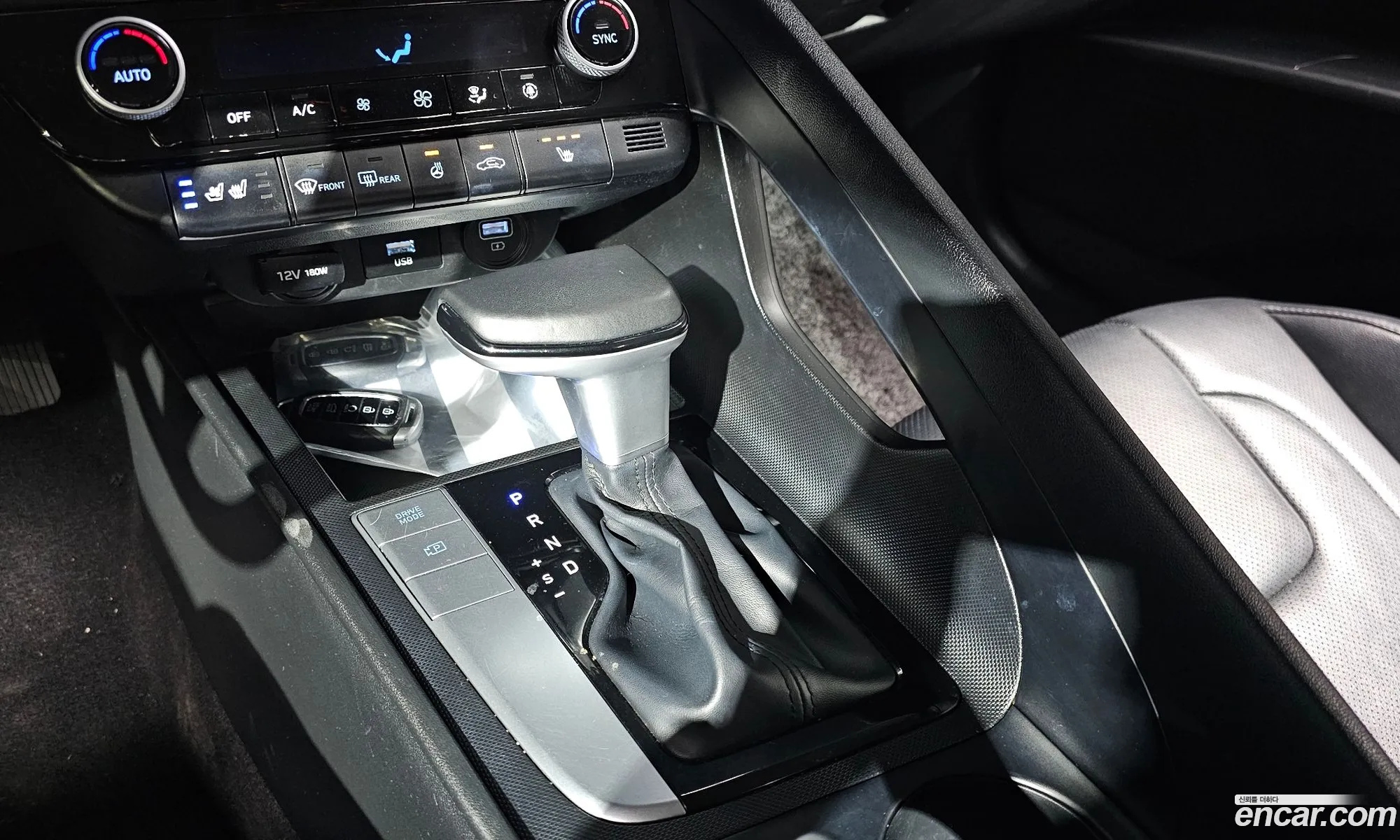 Hyundai Elantra 2021 — 20