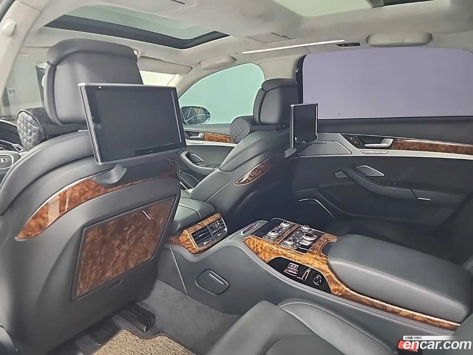 Audi A8 2013 — 18