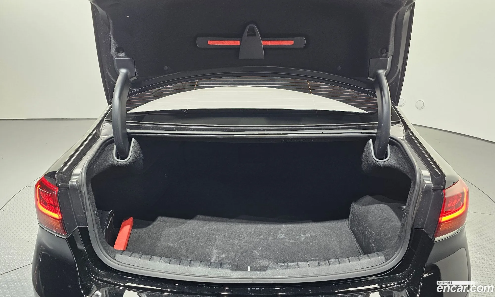 Kia K7 Premier Hybrid 2020 — 15