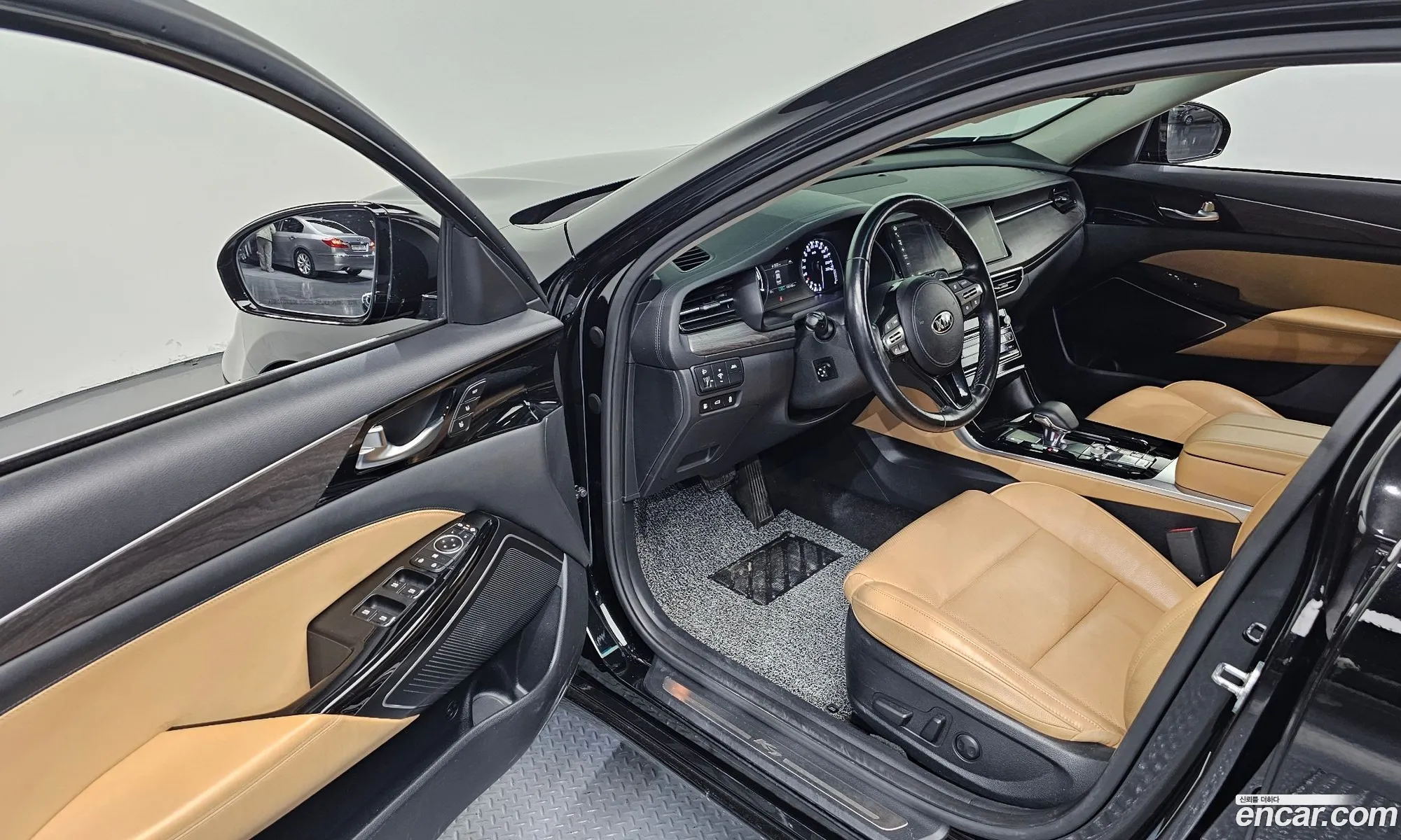 Kia K7 Premier Hybrid 2020 — 4