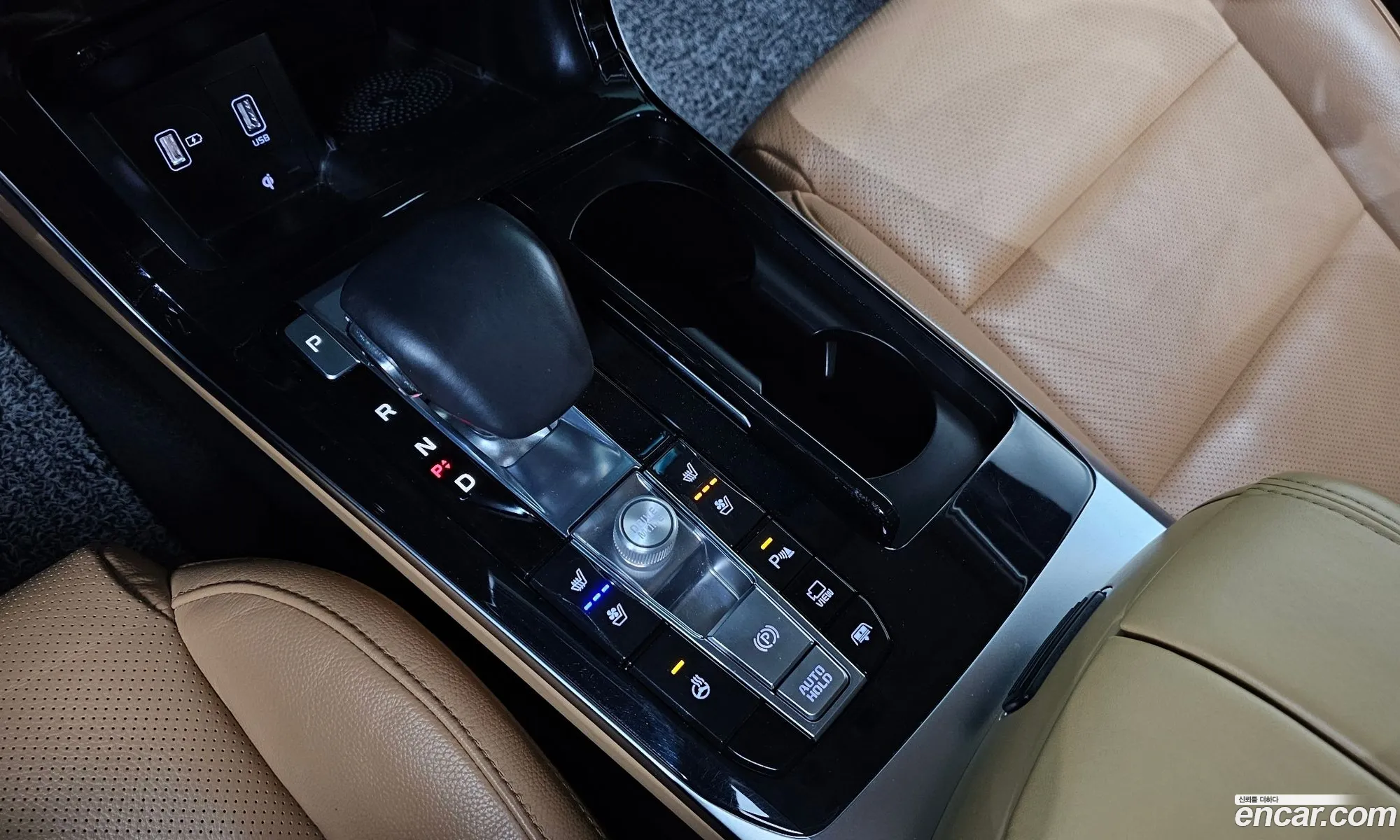Kia K7 Premier Hybrid 2020 — 19