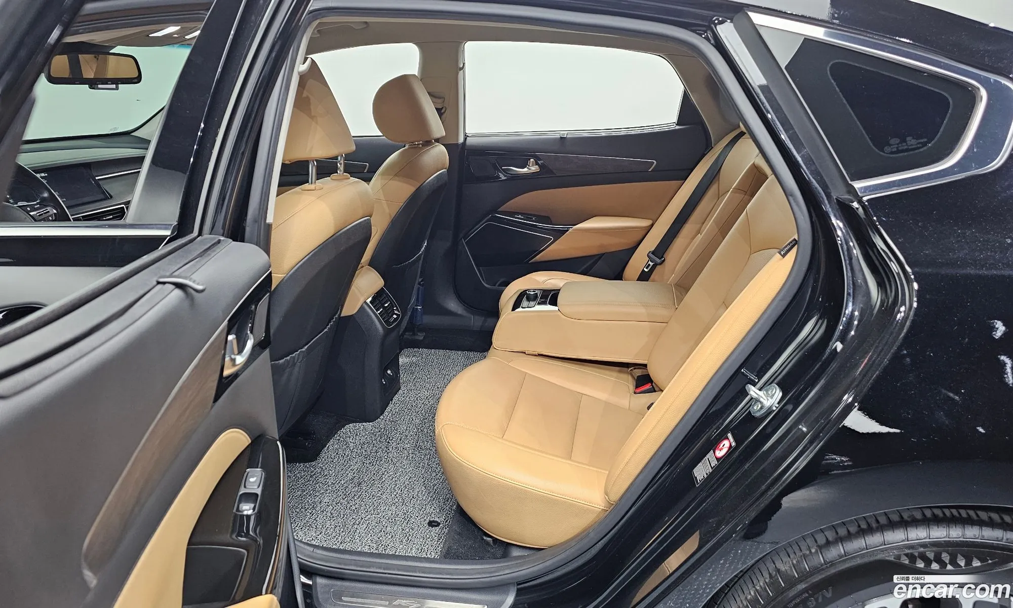 Kia K7 Premier Hybrid 2020 — 9